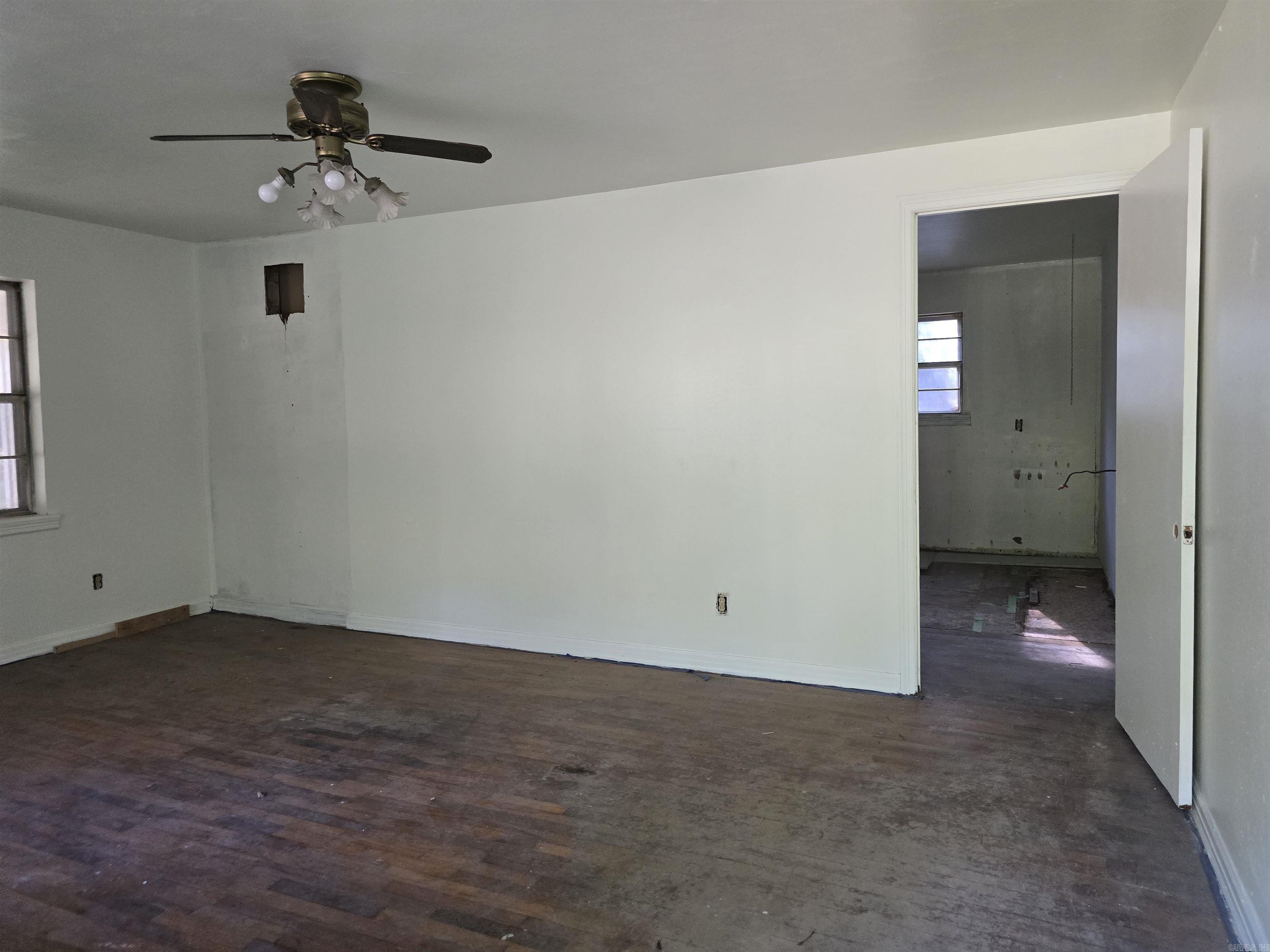 2571 Highway 31  Beebe, AR