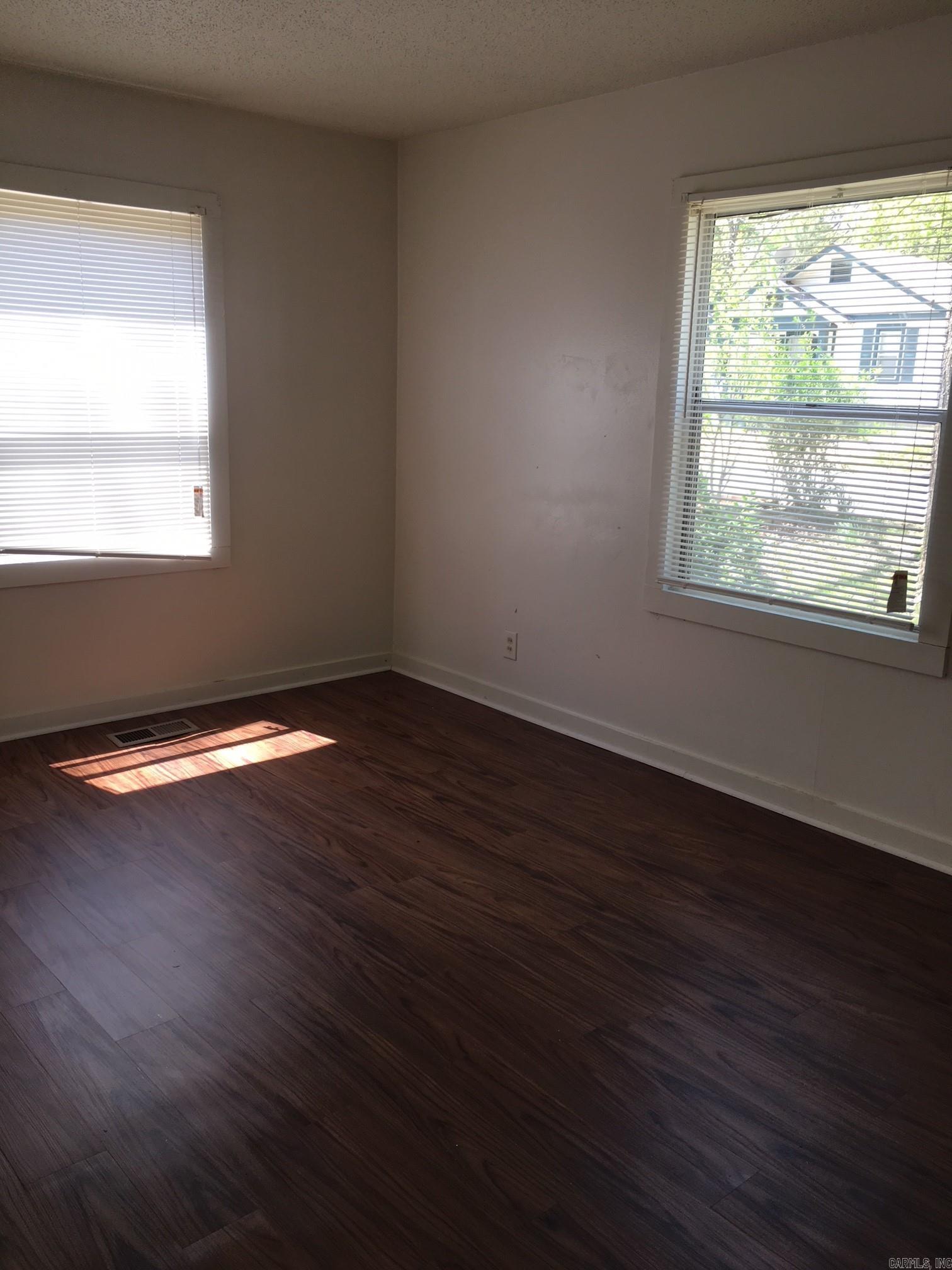 2703 S Harrison  Little Rock, AR