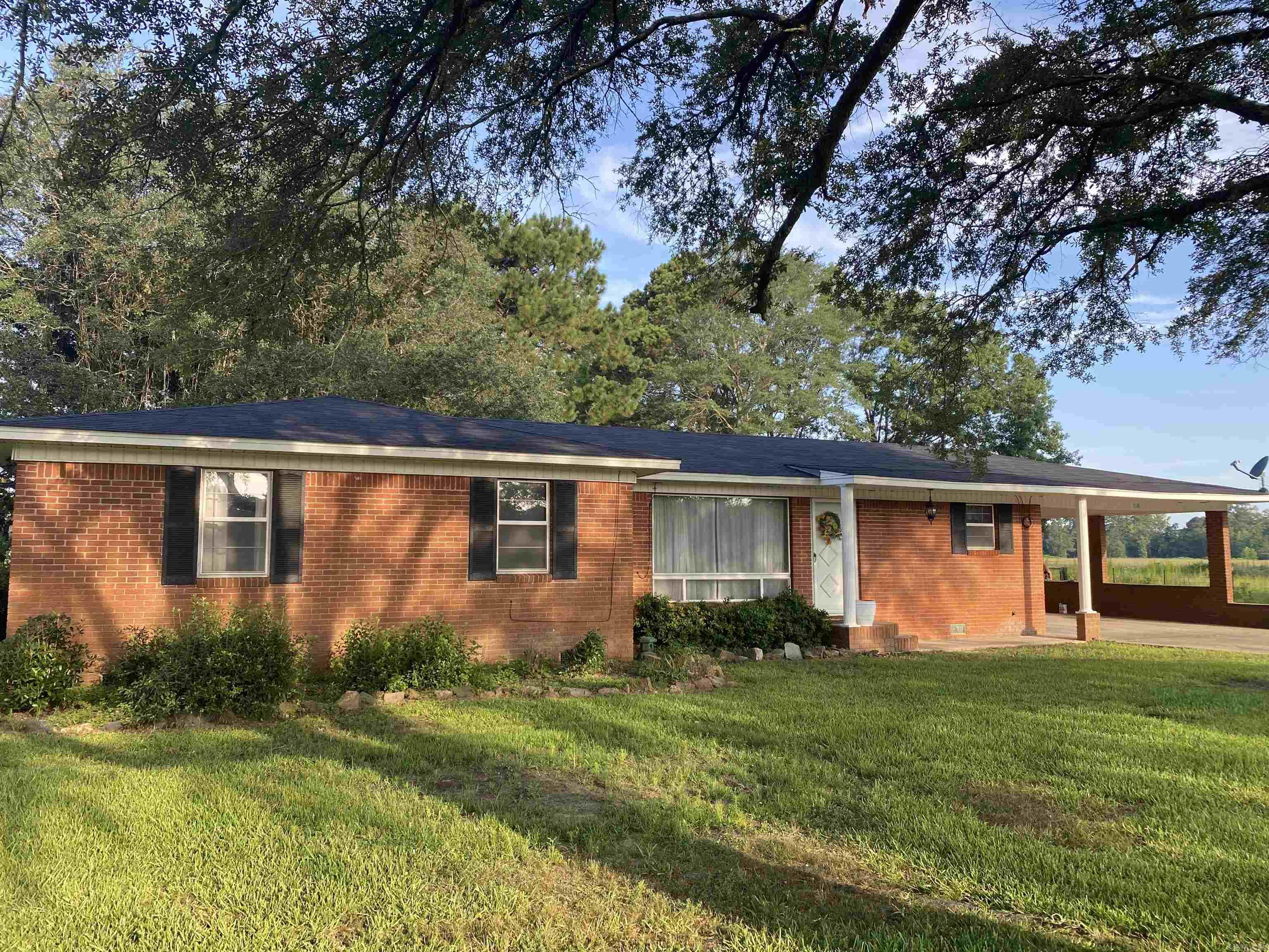 806 Thurman Rd  Crossett, AR