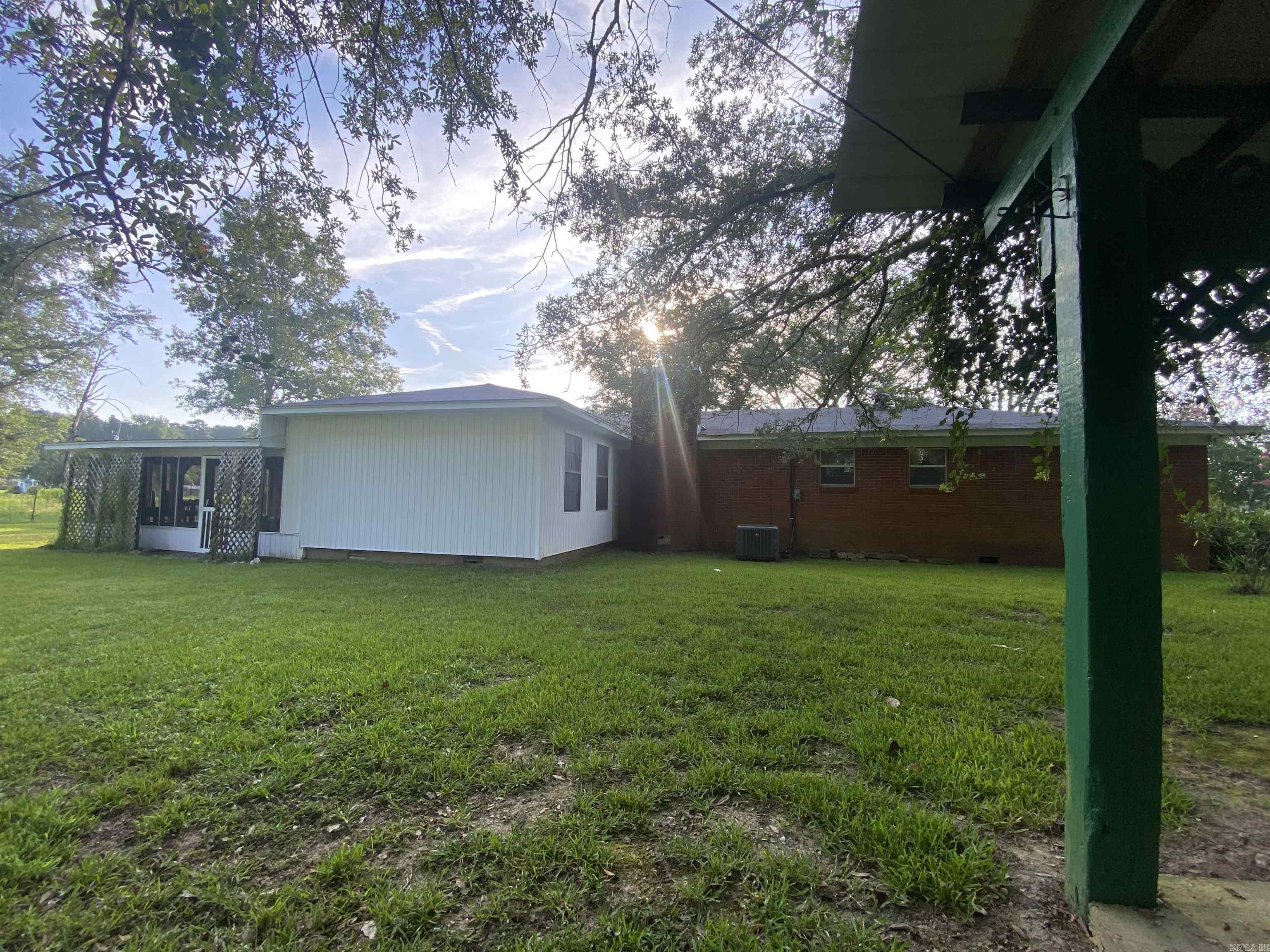 806 Thurman Rd  Crossett, AR