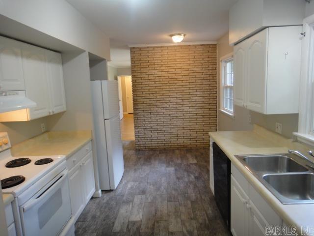 6900 W Markham  Little Rock, AR