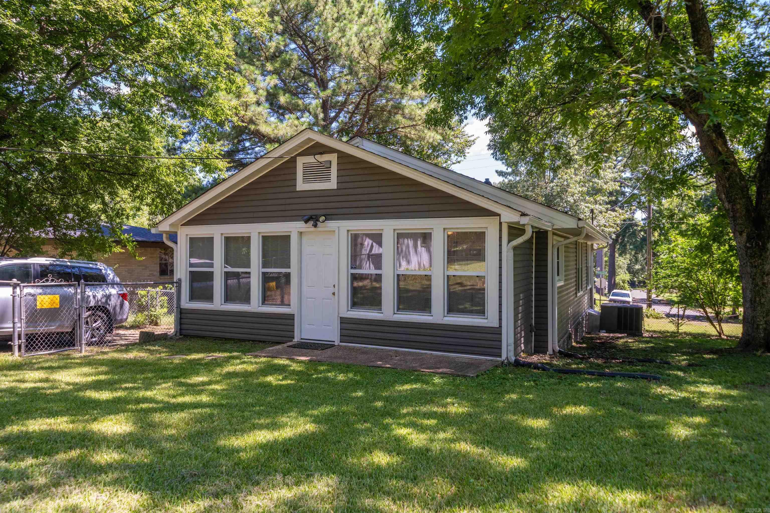 316 Vineyard Hot Springs, AR 71913