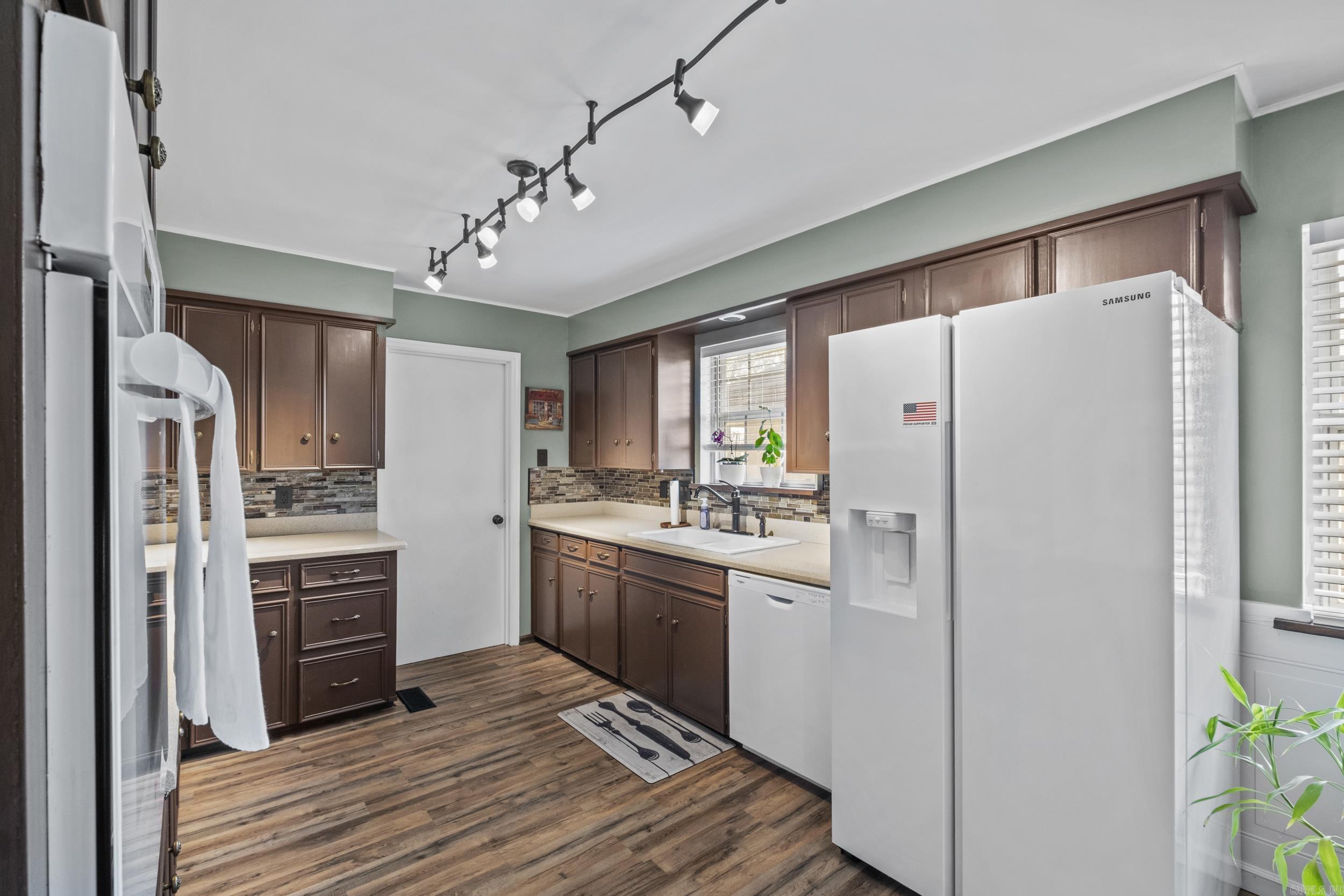 32 Desoto  North Little Rock, AR