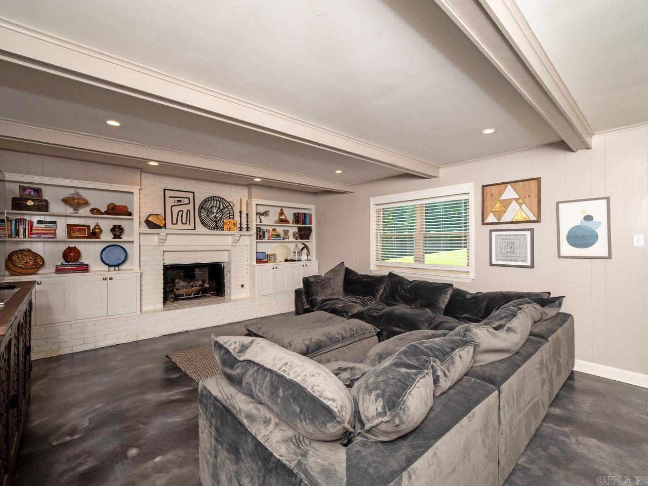 10819 Yosemite Valley Dr.  Little Rock, AR