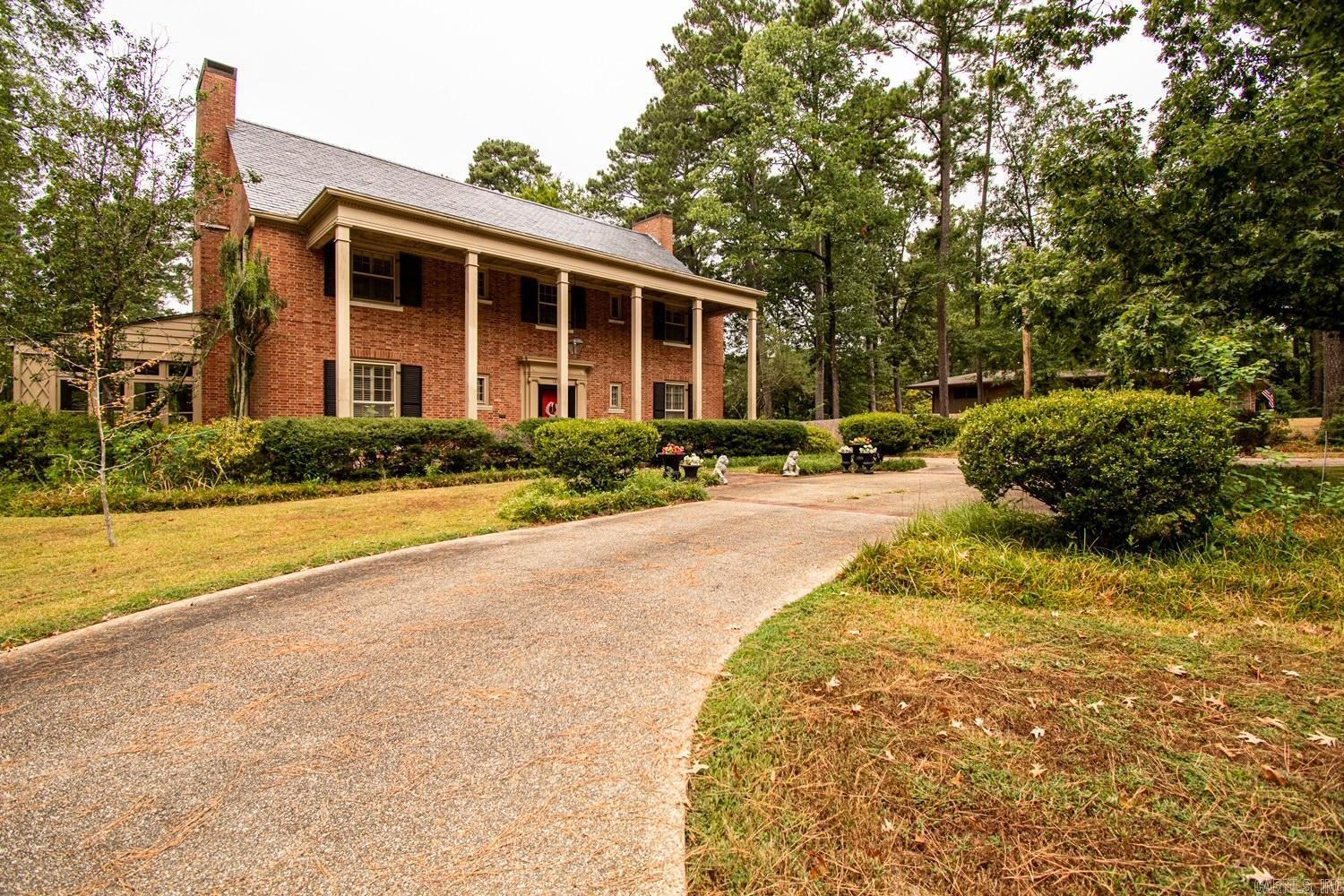 1800 N Madison  El Dorado, AR