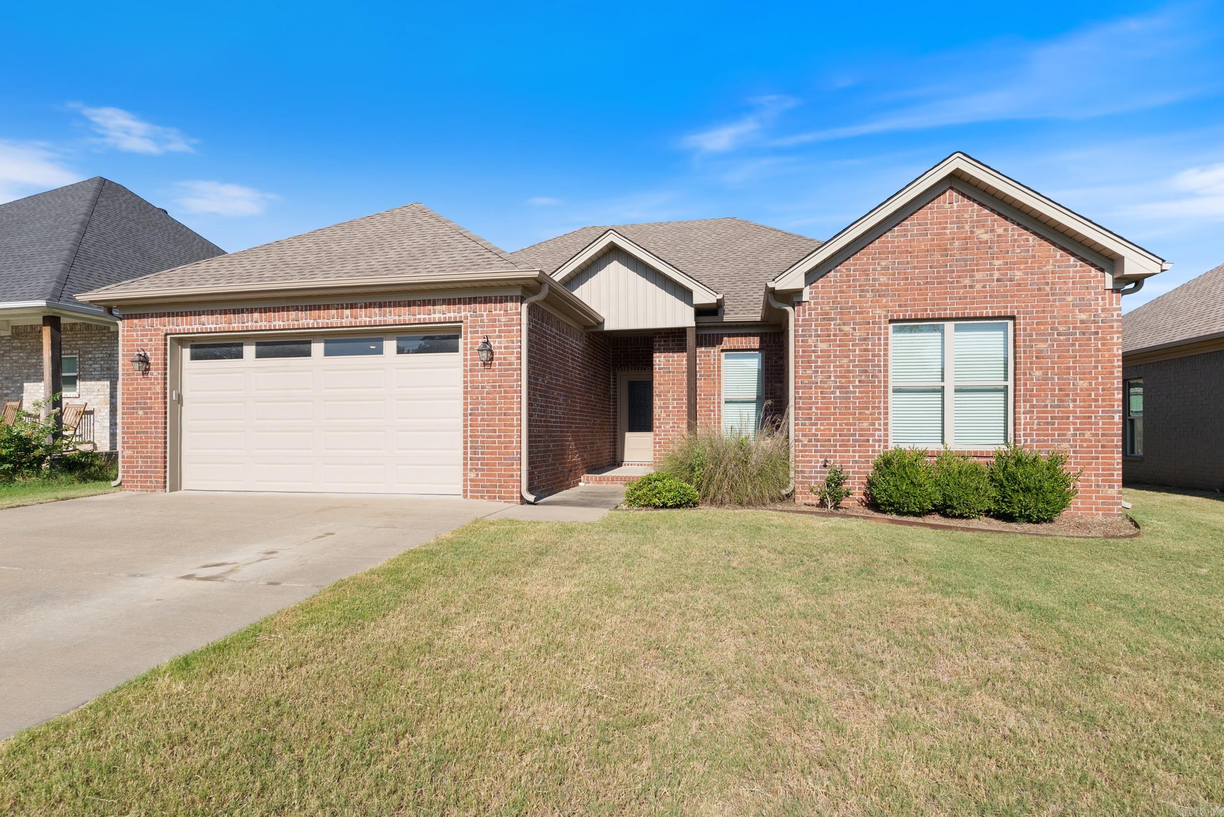 1545 CHERRY BARK DRIVE Conway, AR 72034