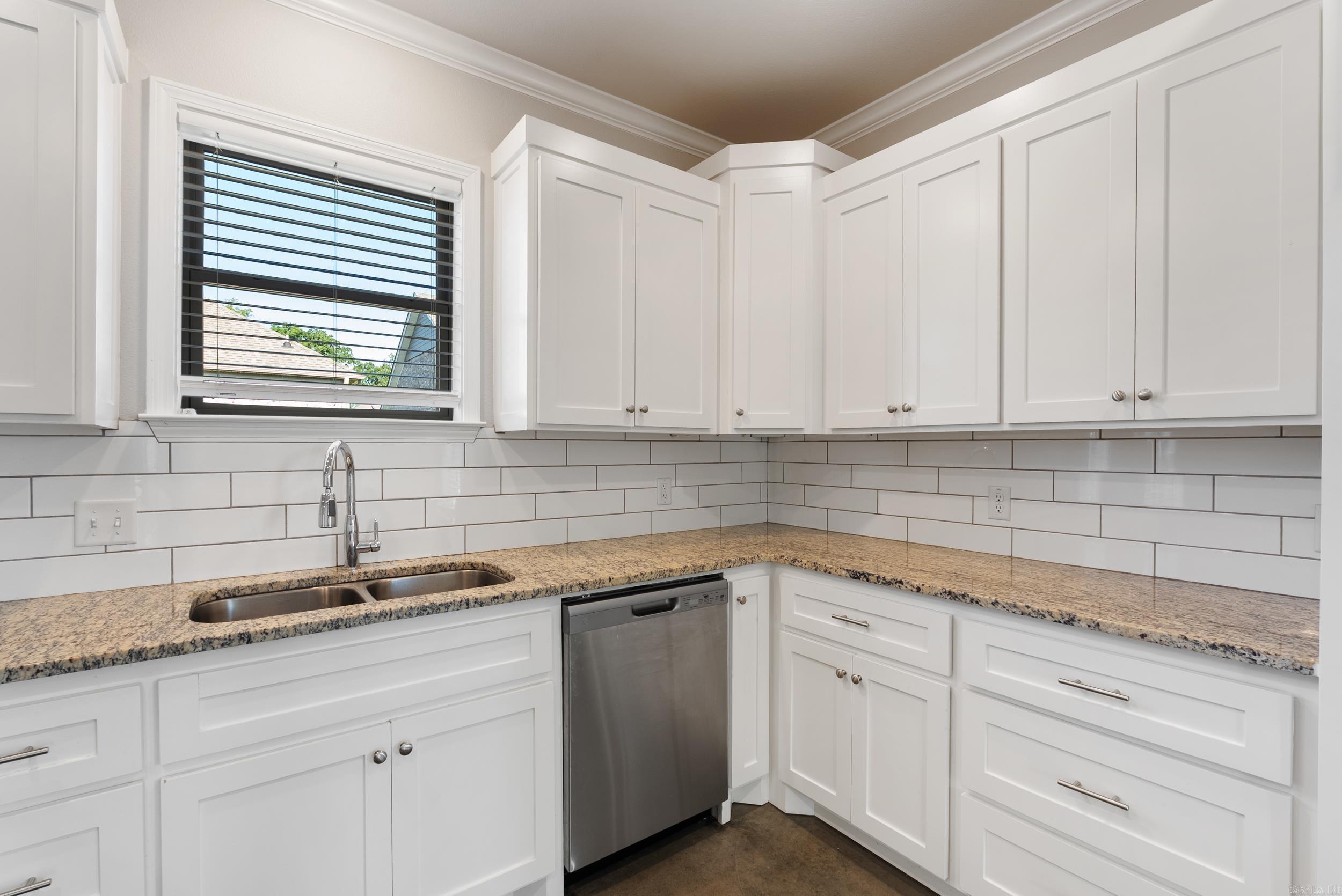 1545 CHERRY BARK DRIVE Conway, AR 72034