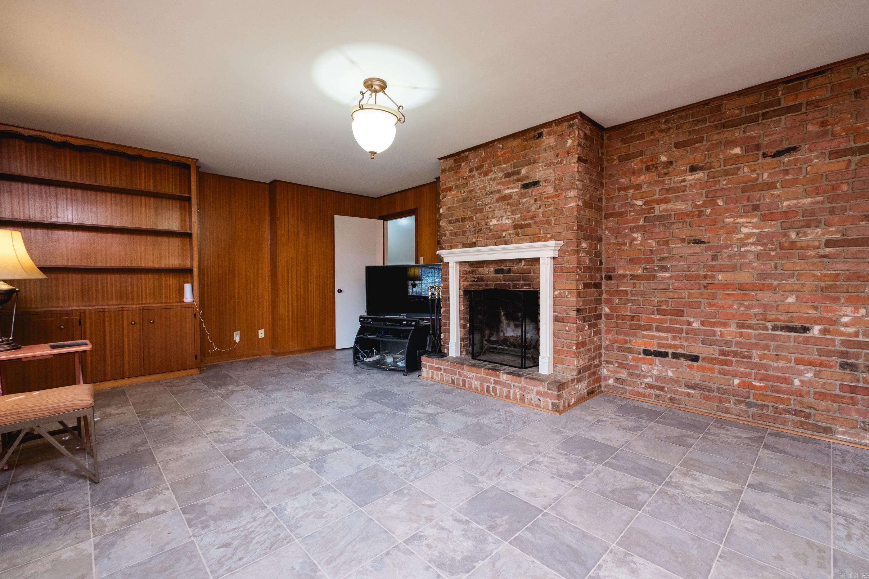 17 Wingate  Little Rock, AR