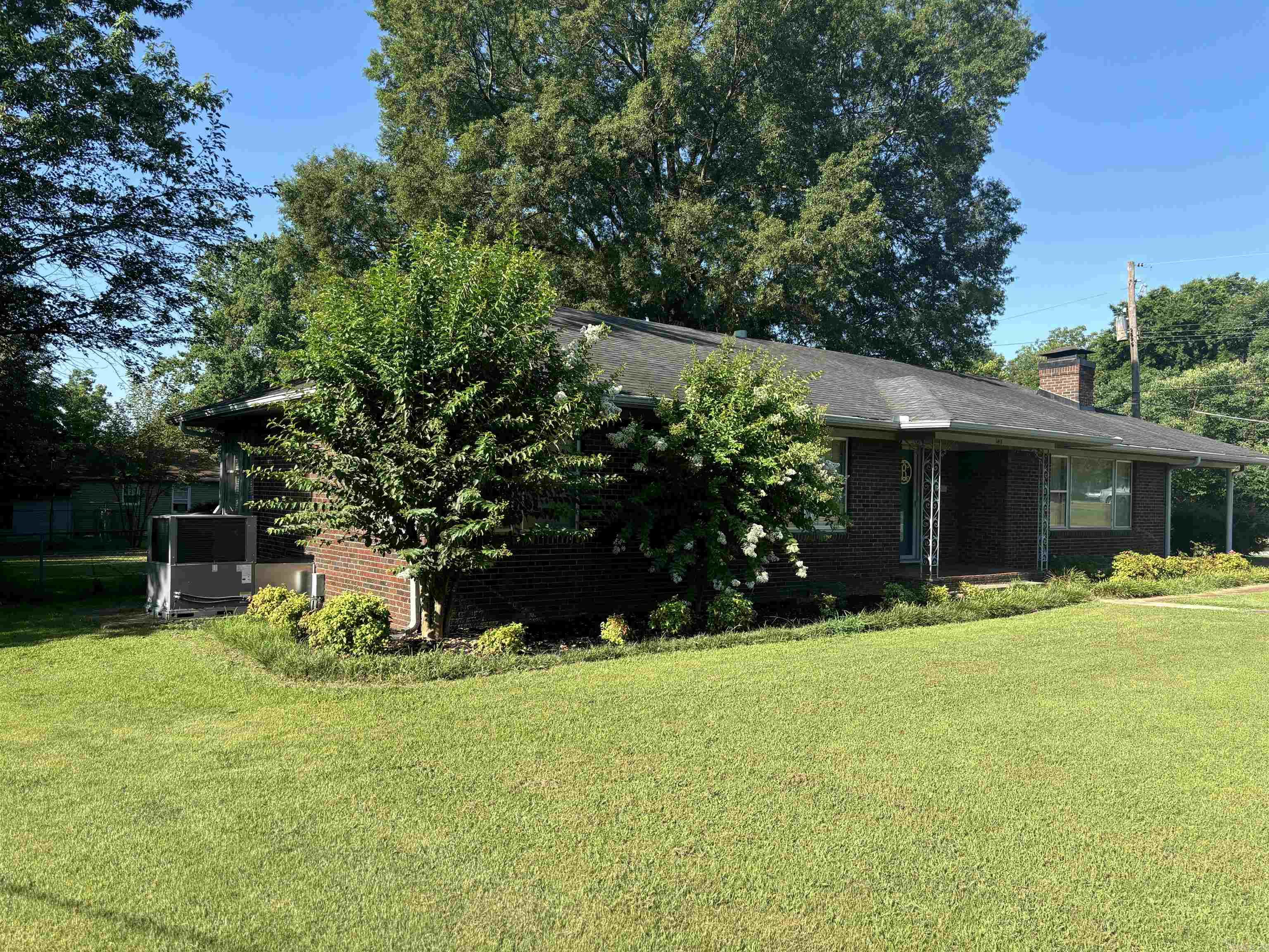 1411 W Arch  Searcy, AR