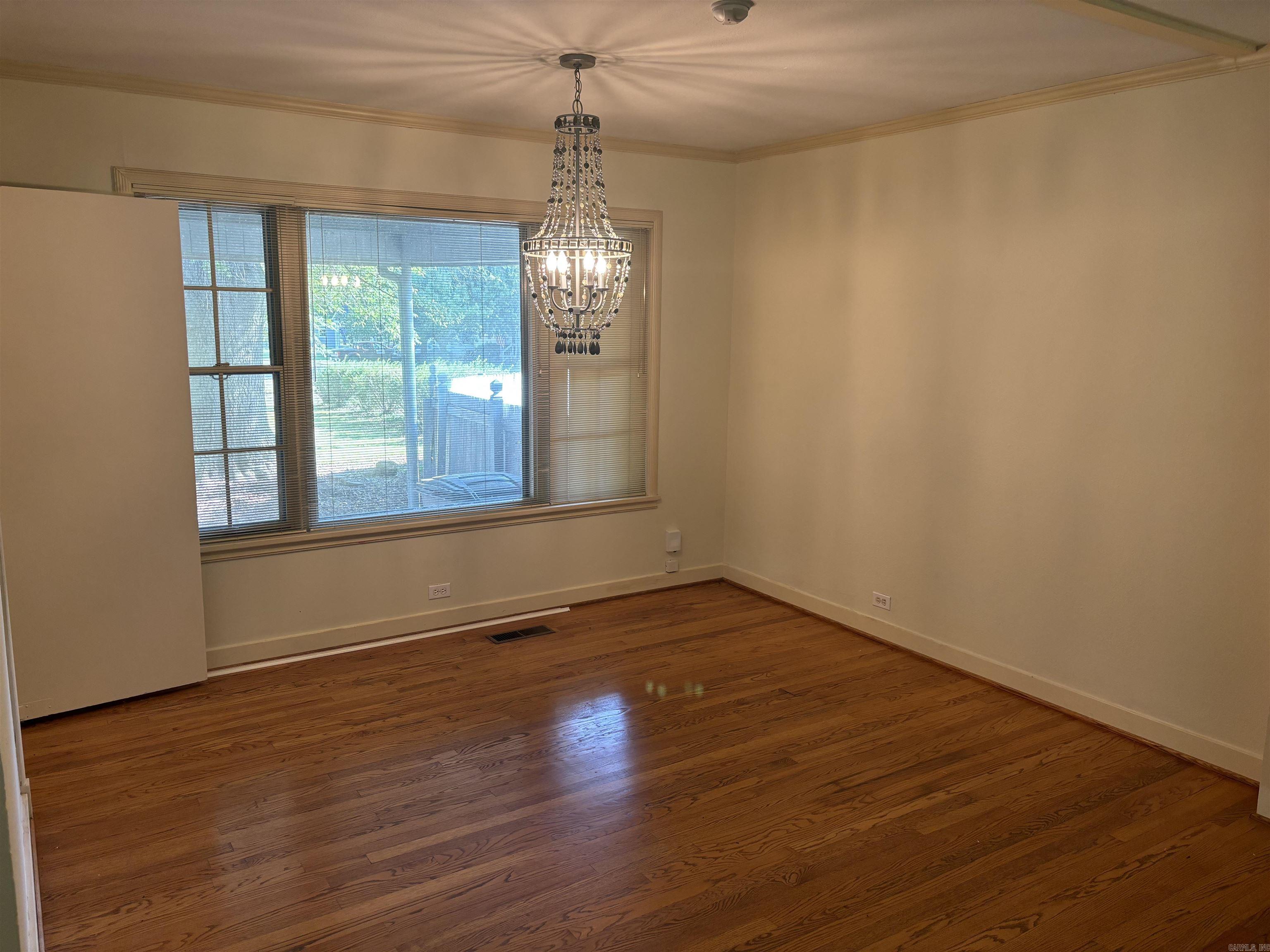1411 W Arch  Searcy, AR