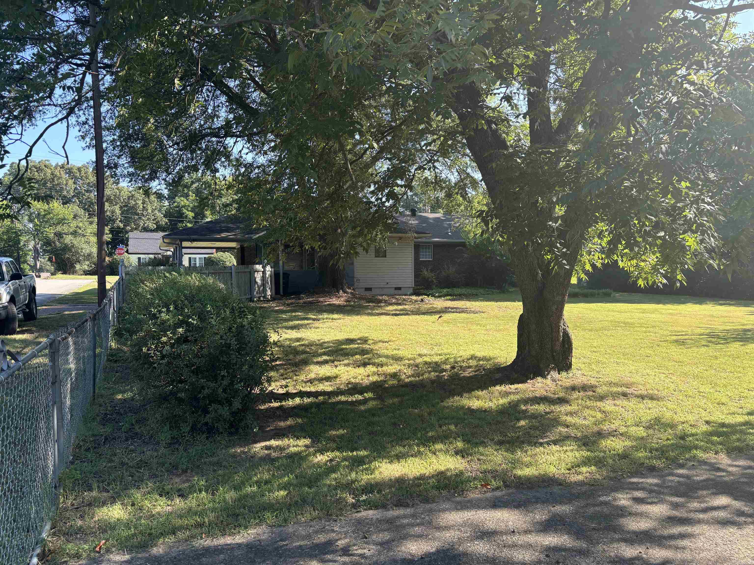1411 W Arch  Searcy, AR