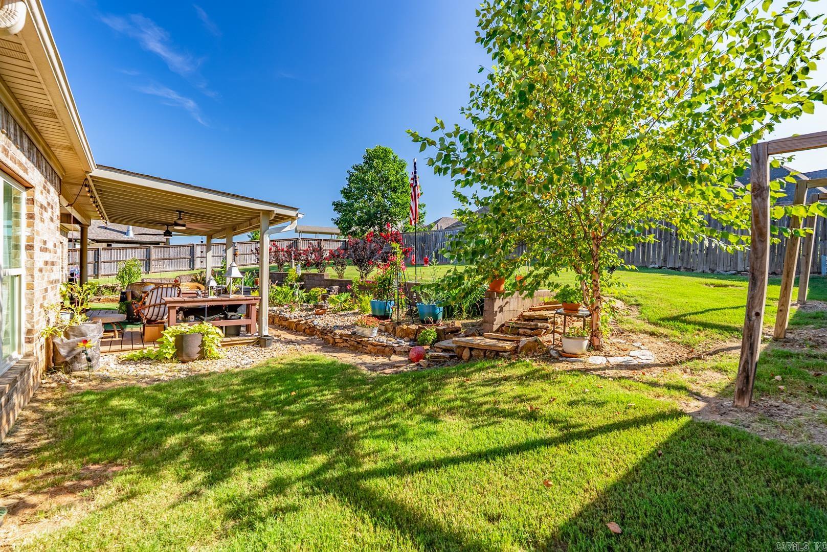 14 River Road Drive West  Mayflower, AR