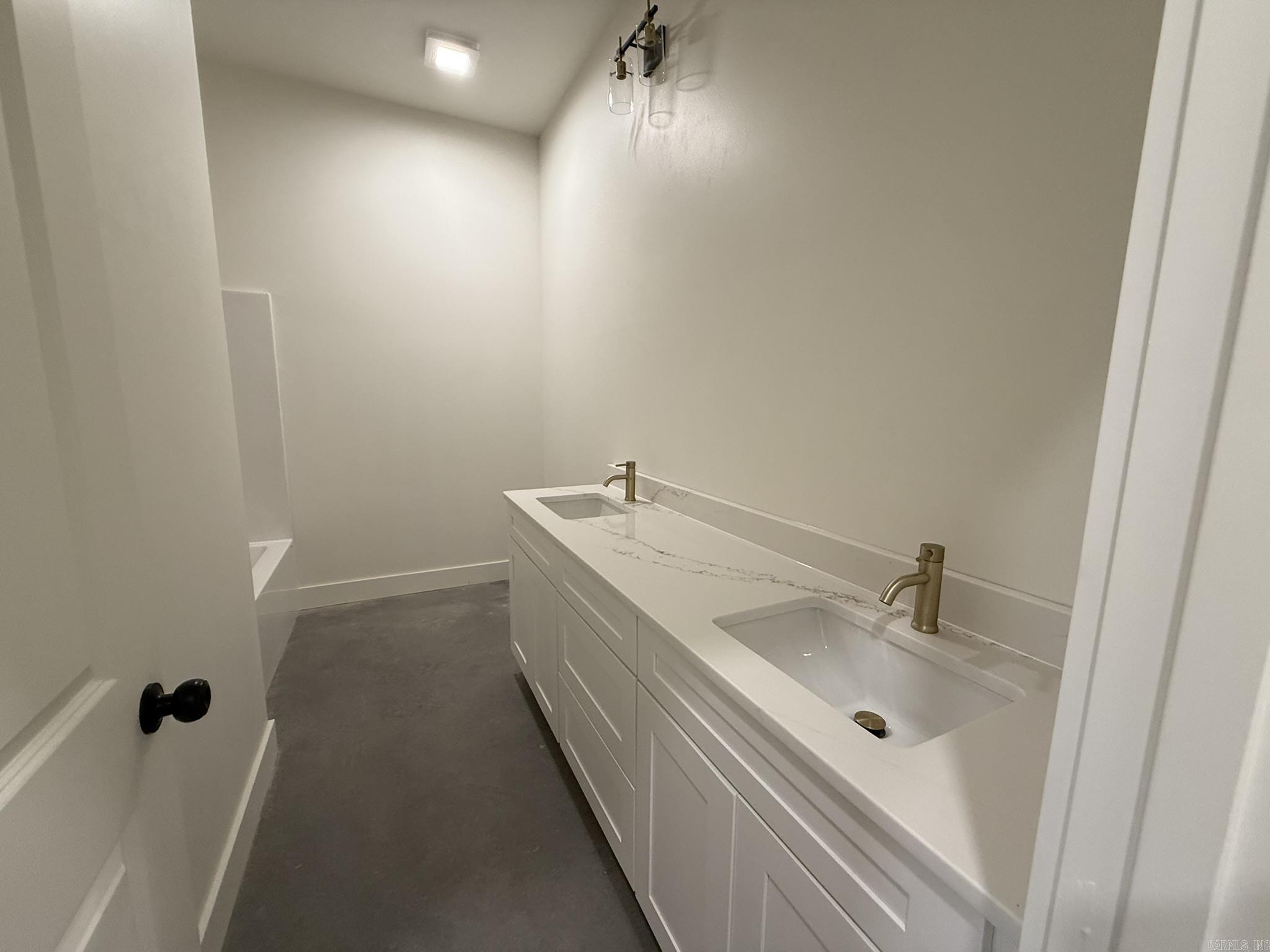 1712 Seattle Slew  Searcy, AR