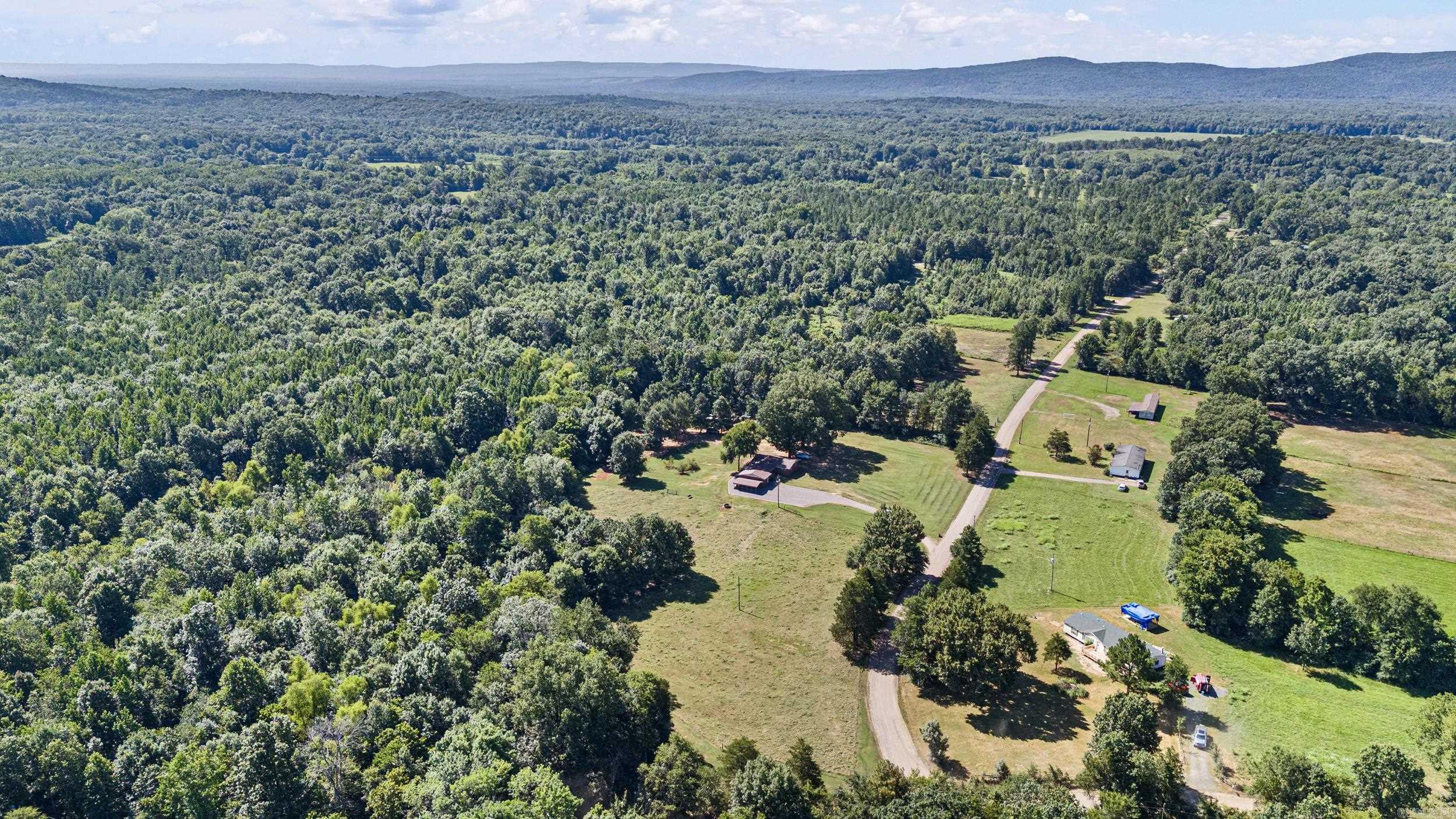 11276 Pin Oak  Belleville, AR