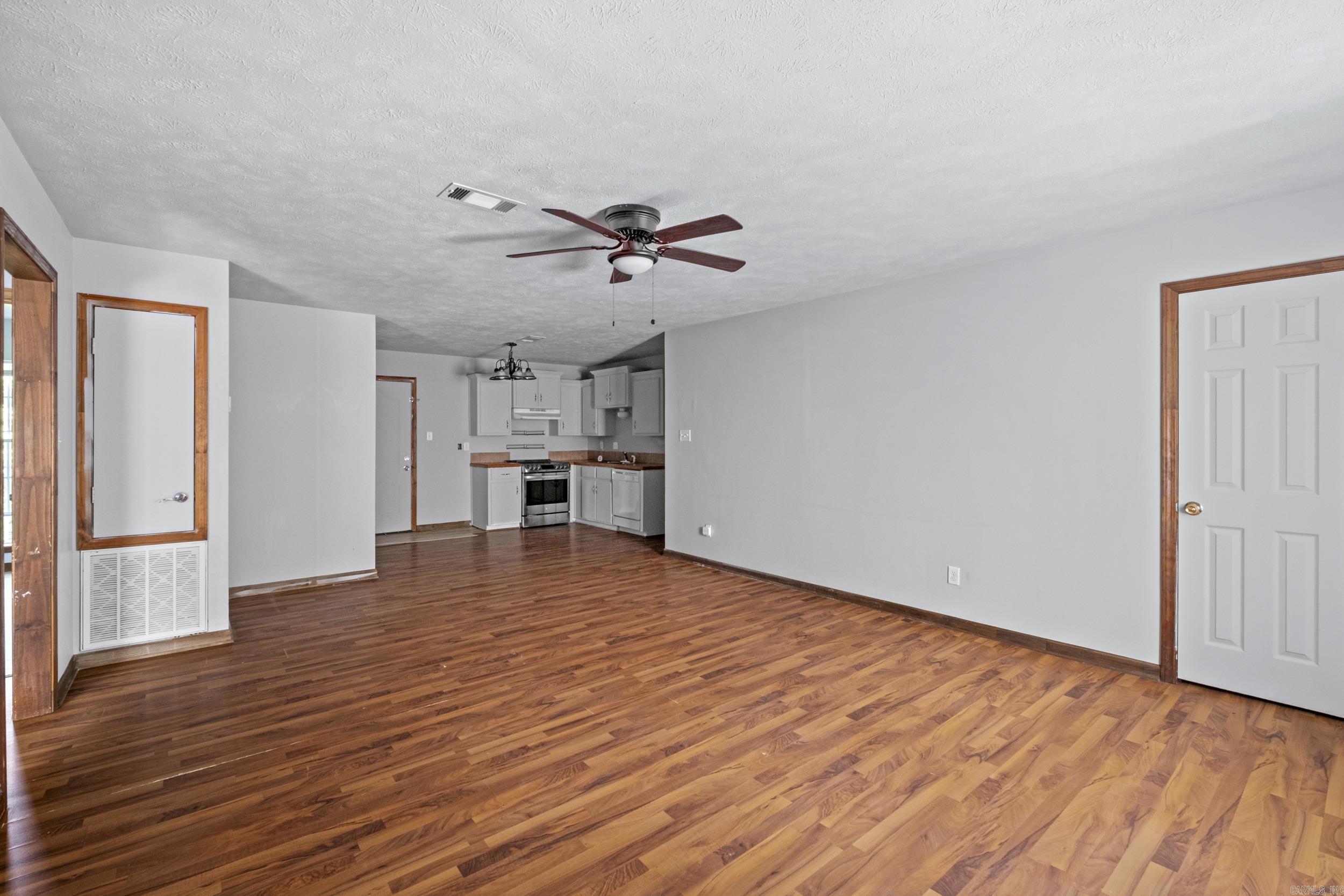 504-506 514-516 S Pool  Austin, AR