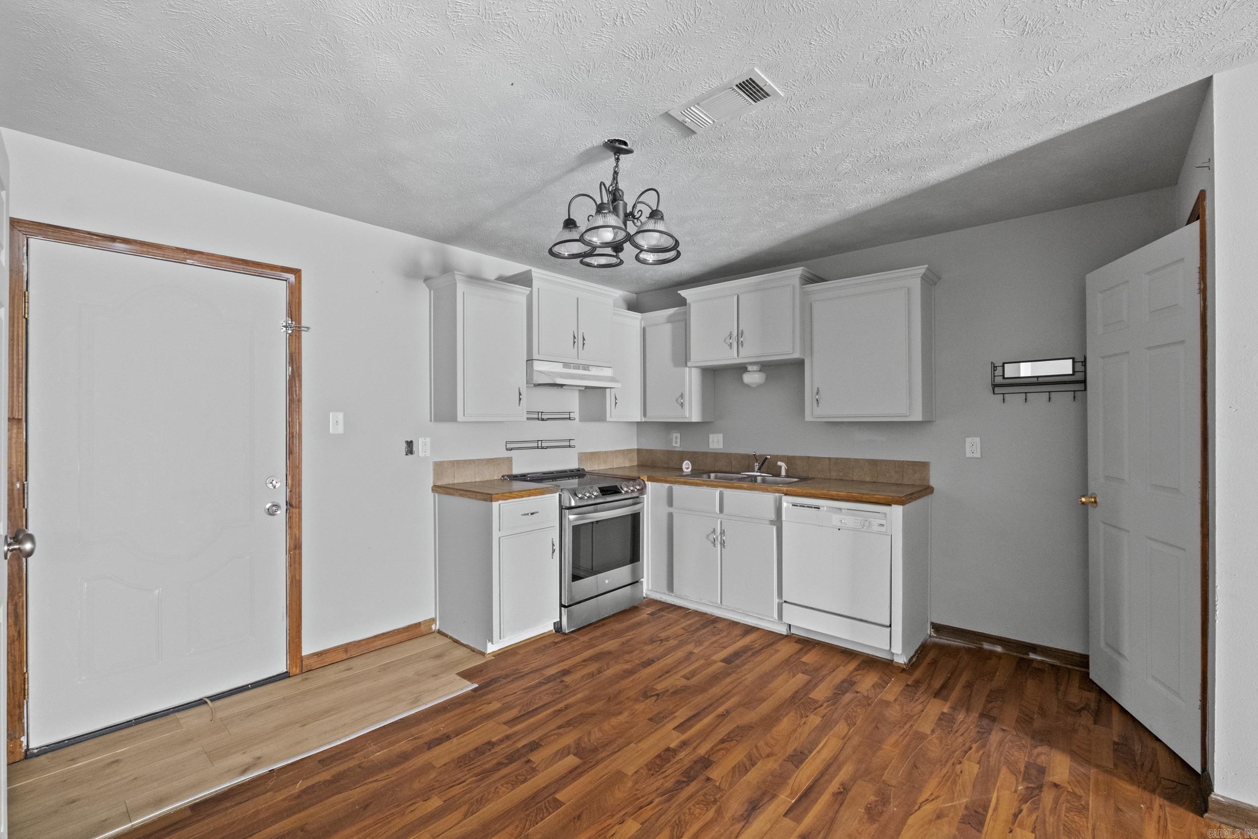 504-506 514-516 S Pool  Austin, AR