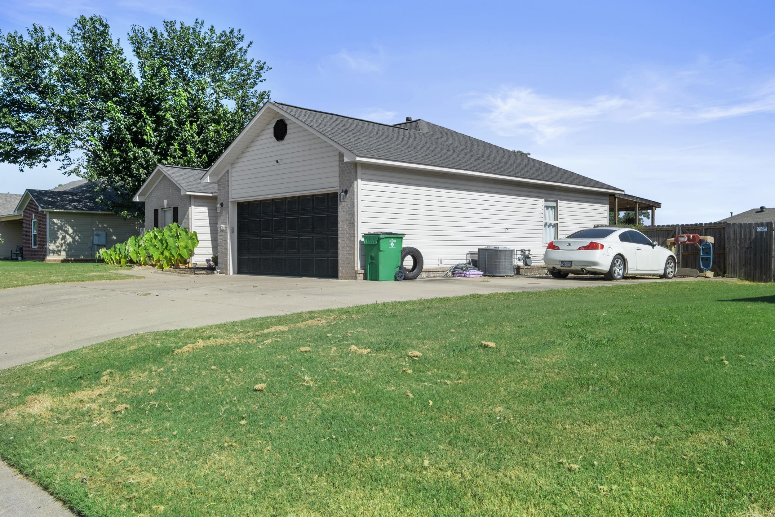 32 Chickasaw  Austin, AR