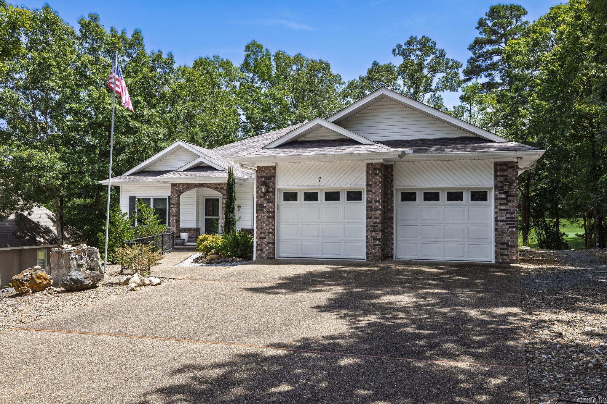 7 Illescas Way  Hot Springs Village, AR