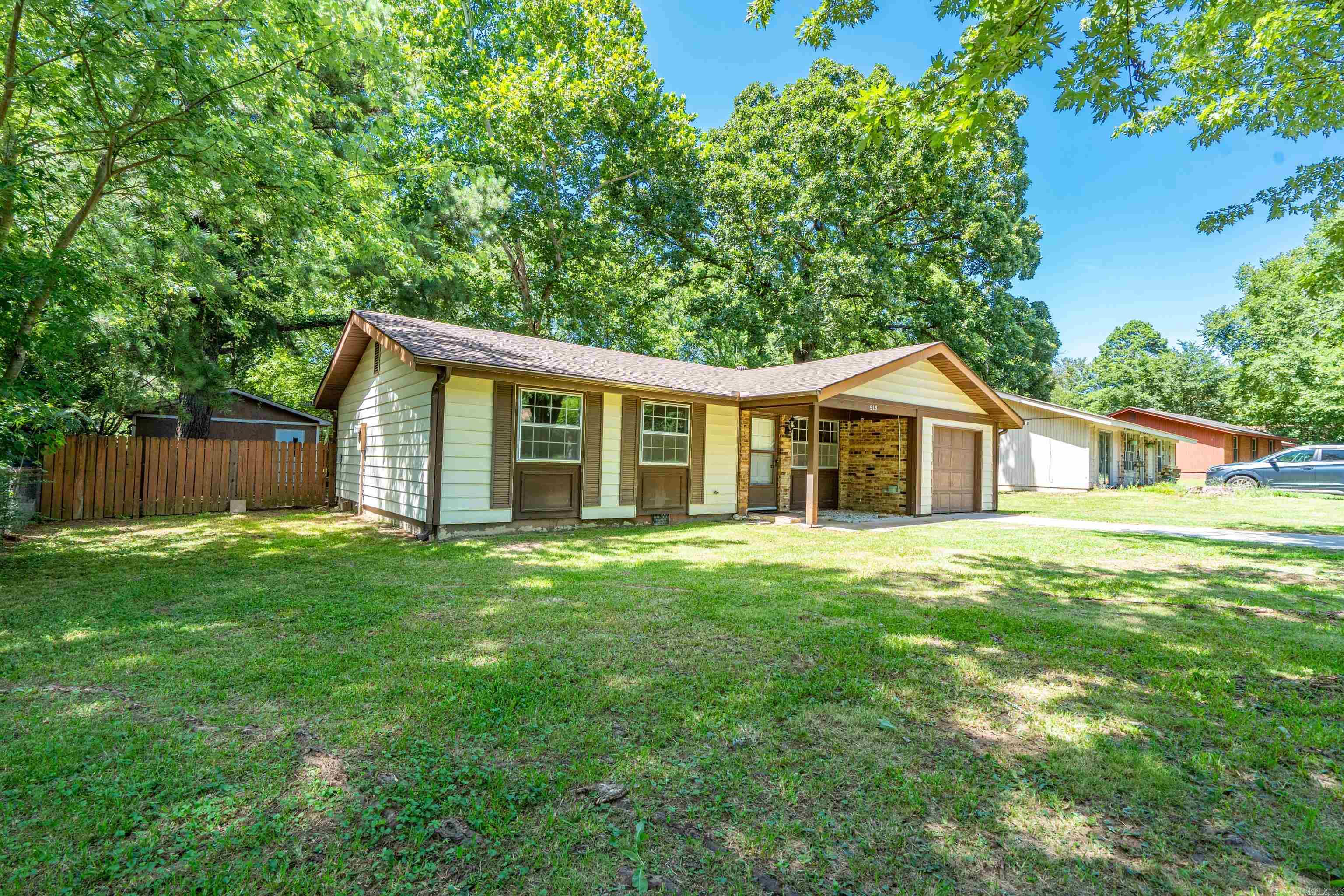 213 Fairwood  Hot Springs, AR