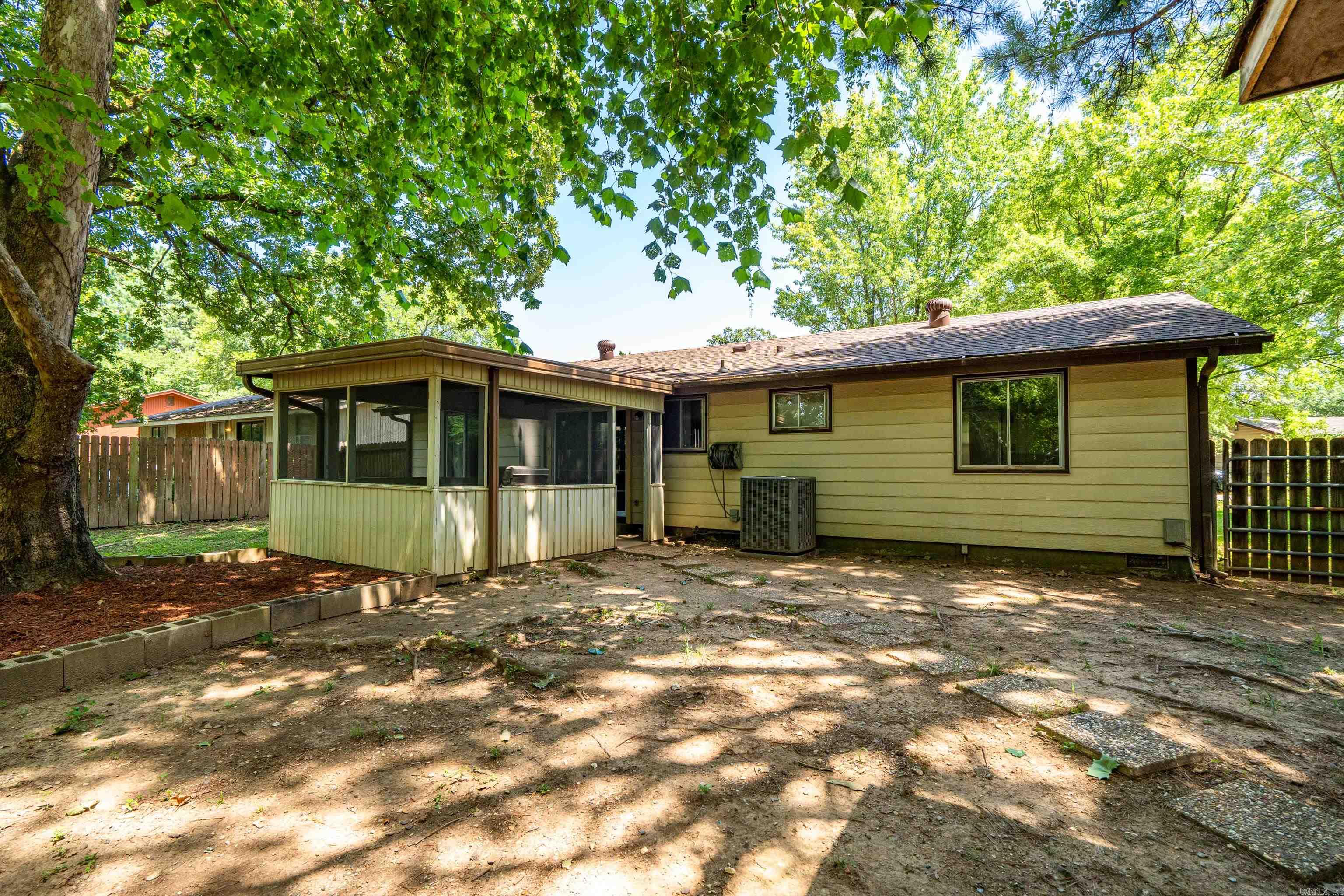 213 Fairwood  Hot Springs, AR