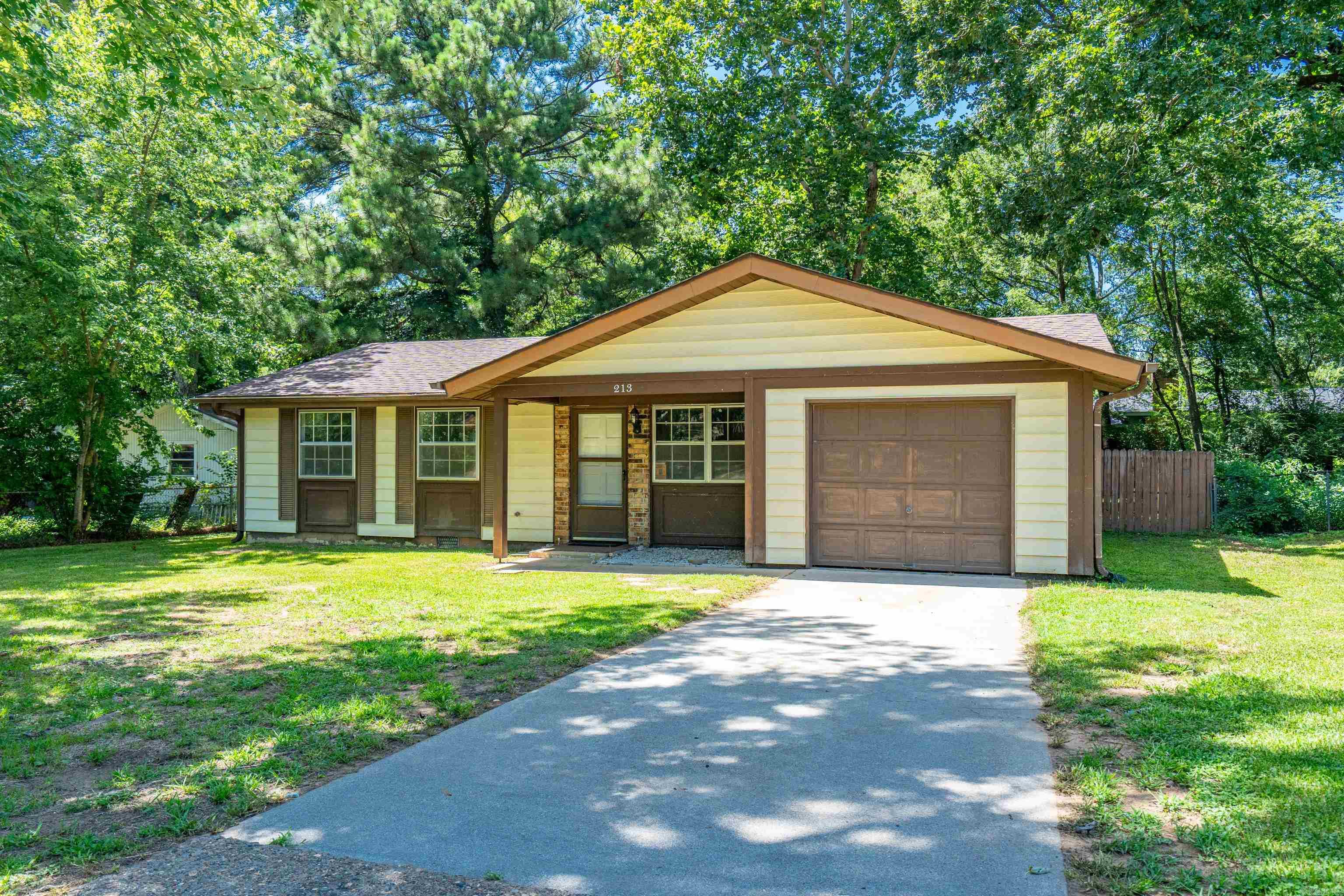 213 Fairwood  Hot Springs, AR