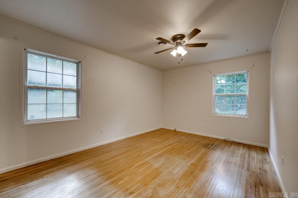 1908 W Lakeview  Benton, AR