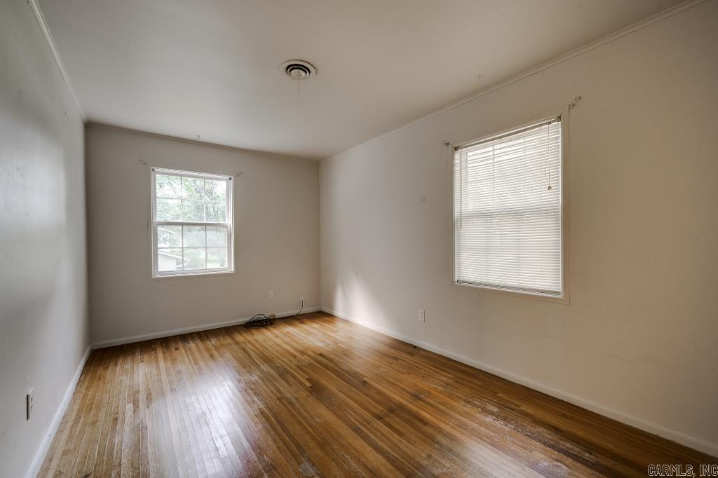1908 W Lakeview  Benton, AR