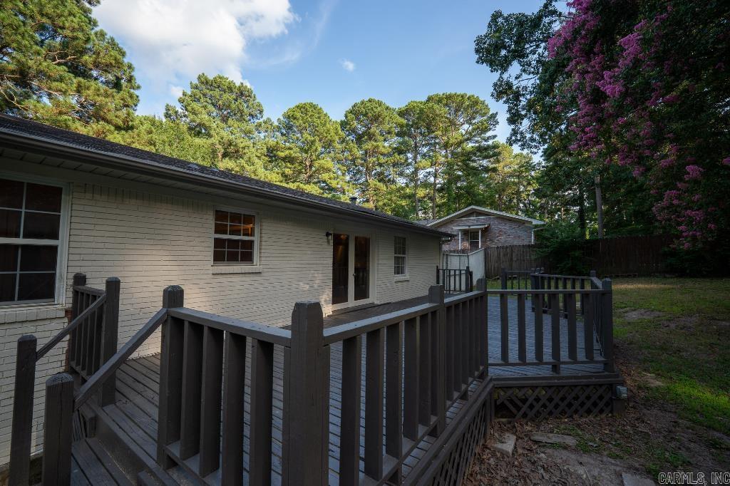 1908 W Lakeview  Benton, AR