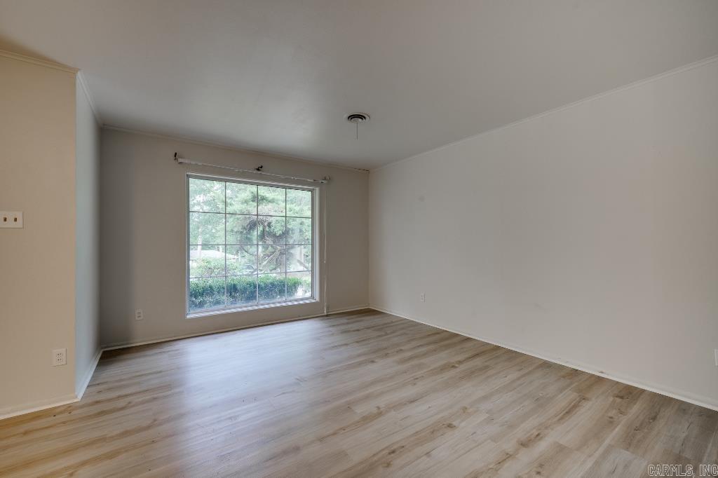 1908 W Lakeview  Benton, AR