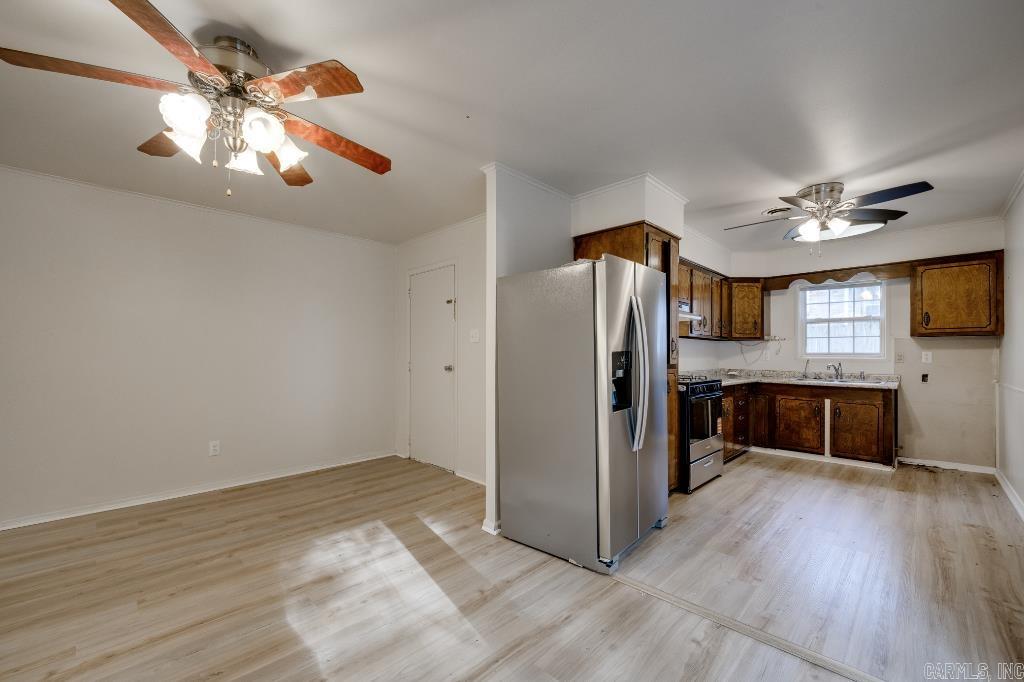 1908 W Lakeview  Benton, AR