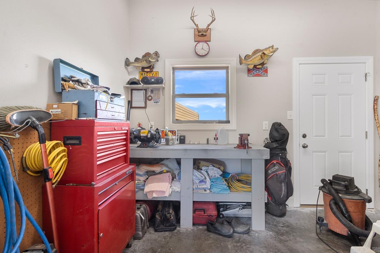 13107 Highway 84  Bismarck, AR