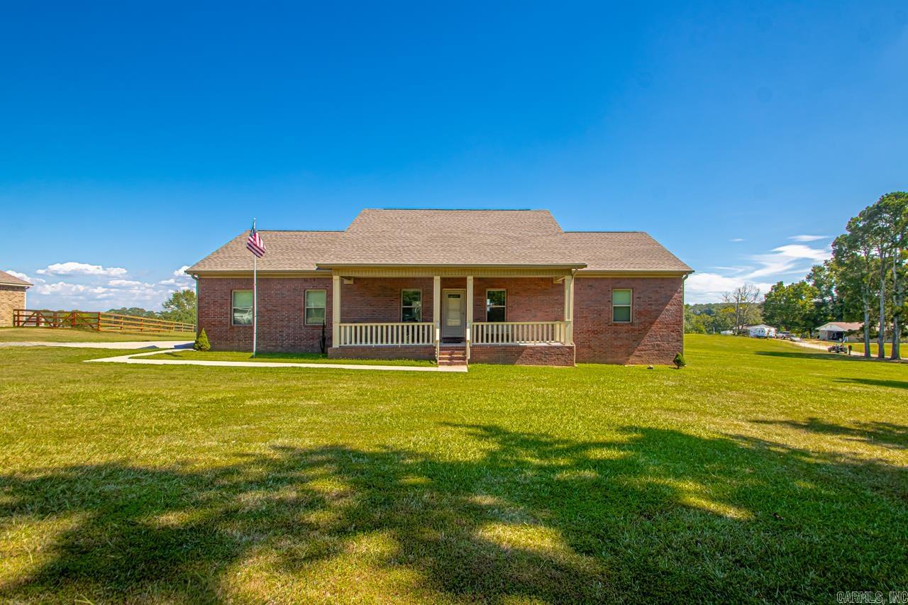 13107 Highway 84  Bismarck, AR