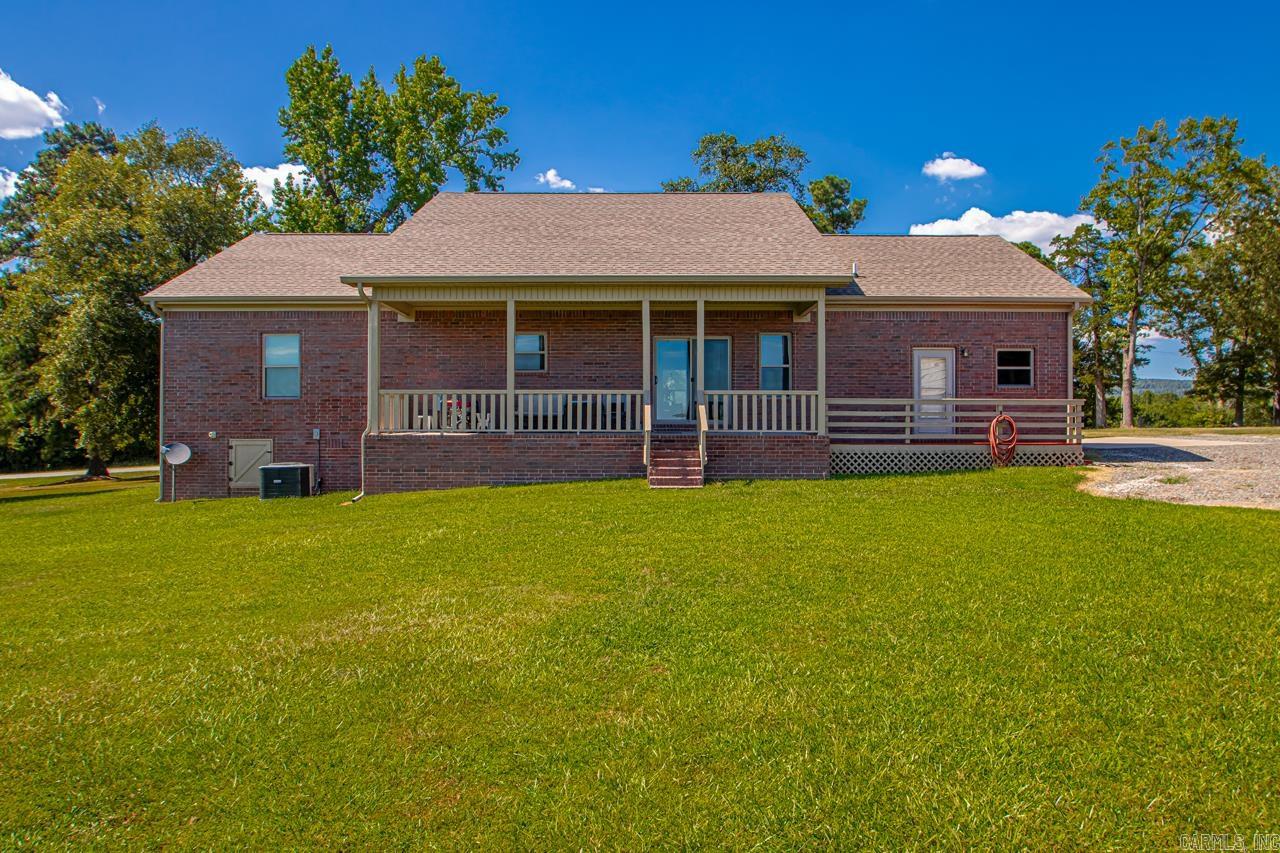 13107 Highway 84  Bismarck, AR