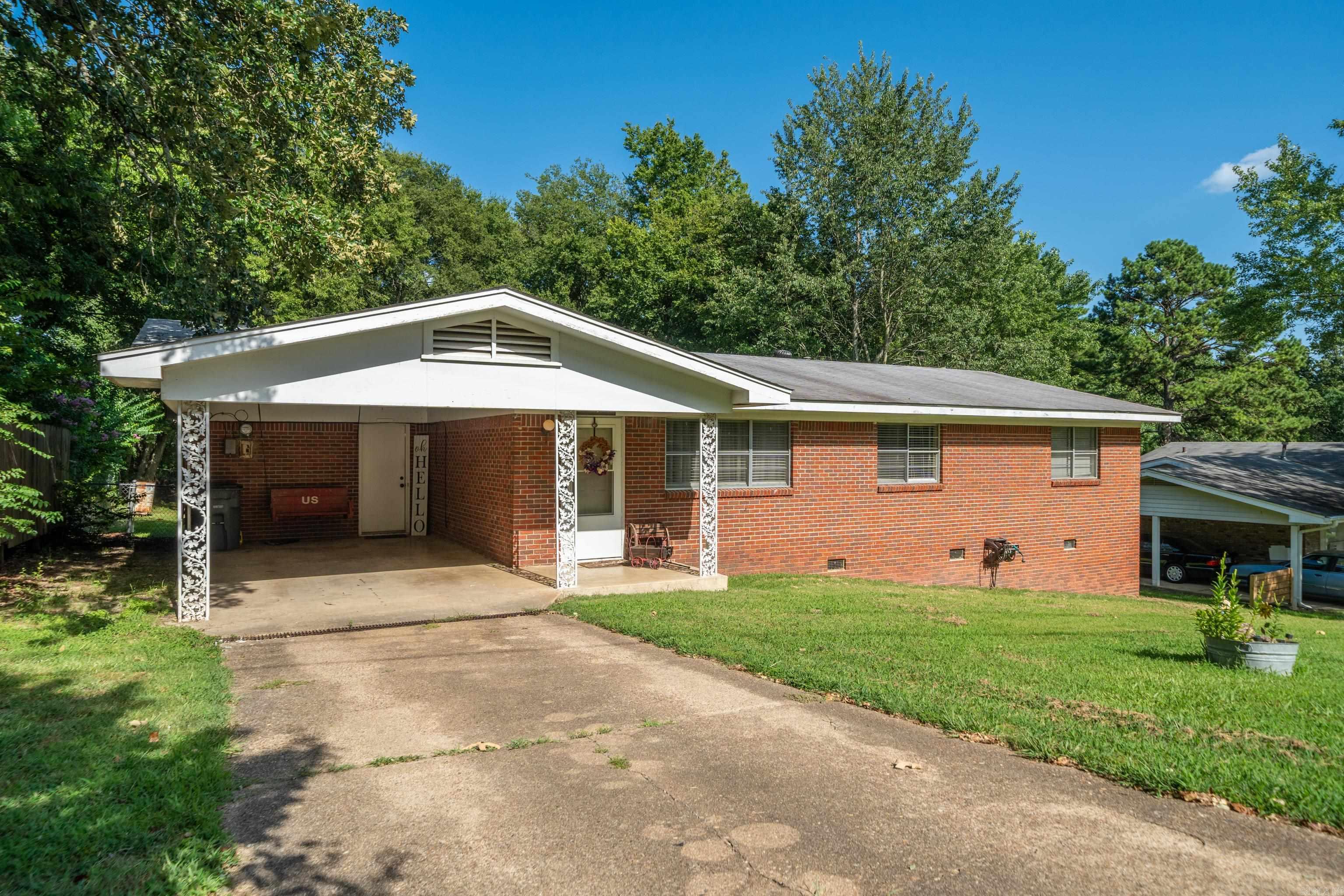 201 Elmhurst St  Hot Springs, AR