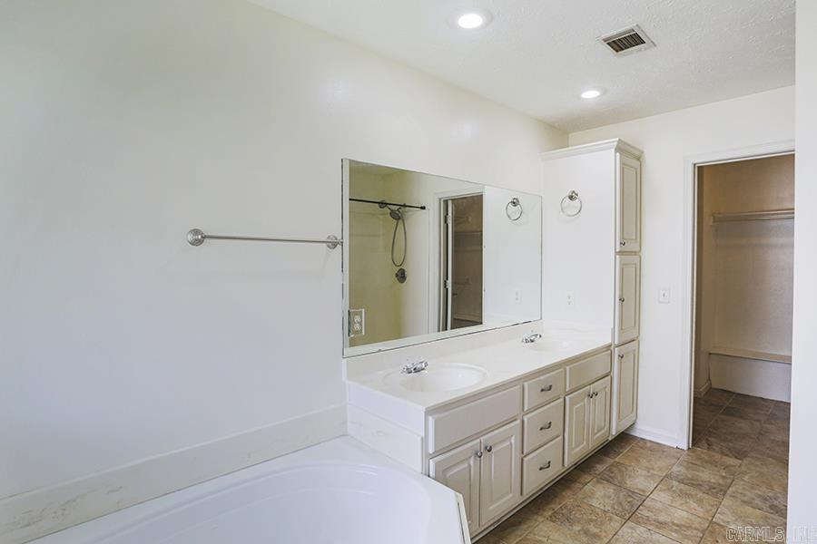 2850 Makenzie  Conway, AR