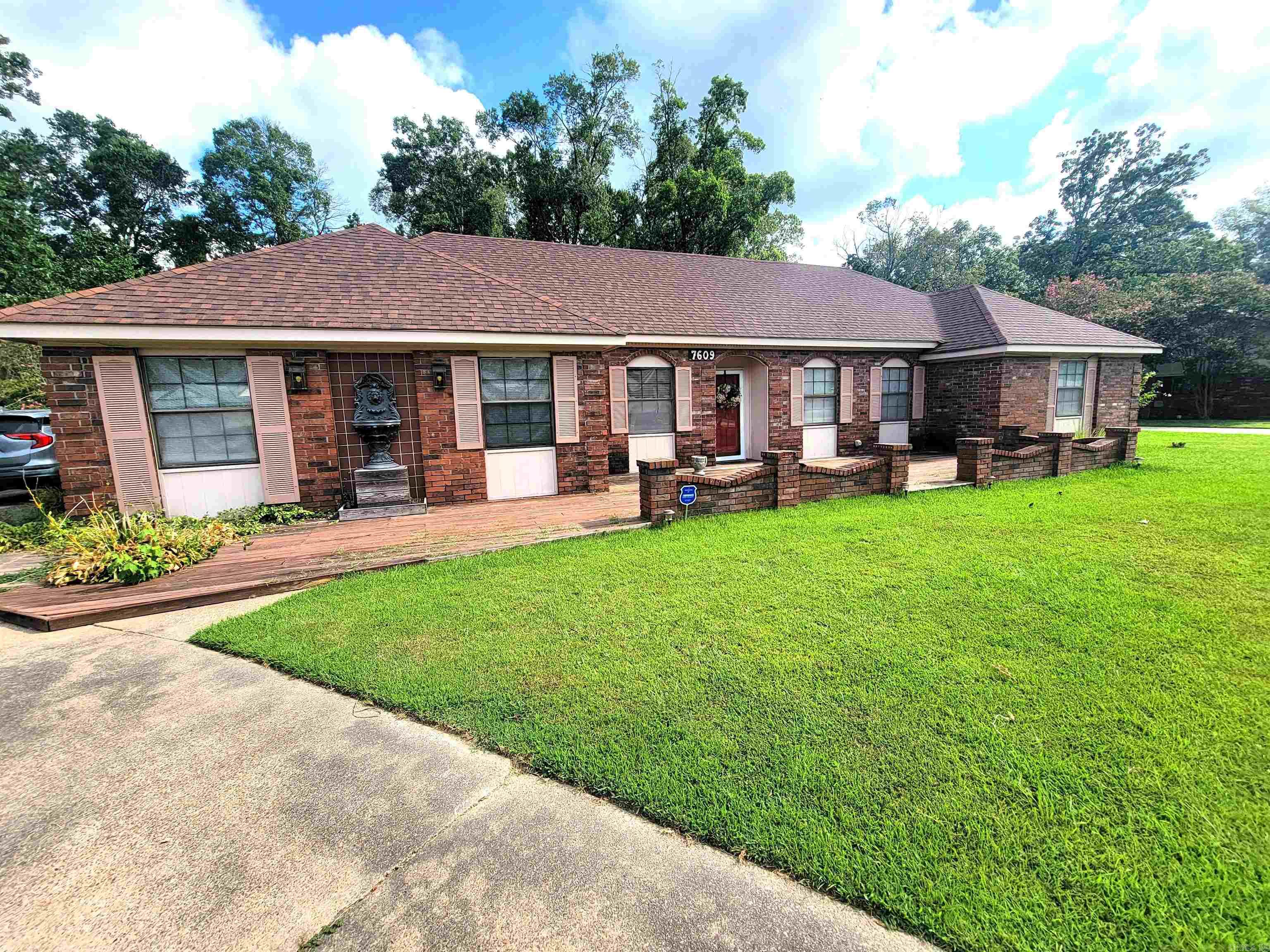7609 N Pinewood  Pine Bluff, AR