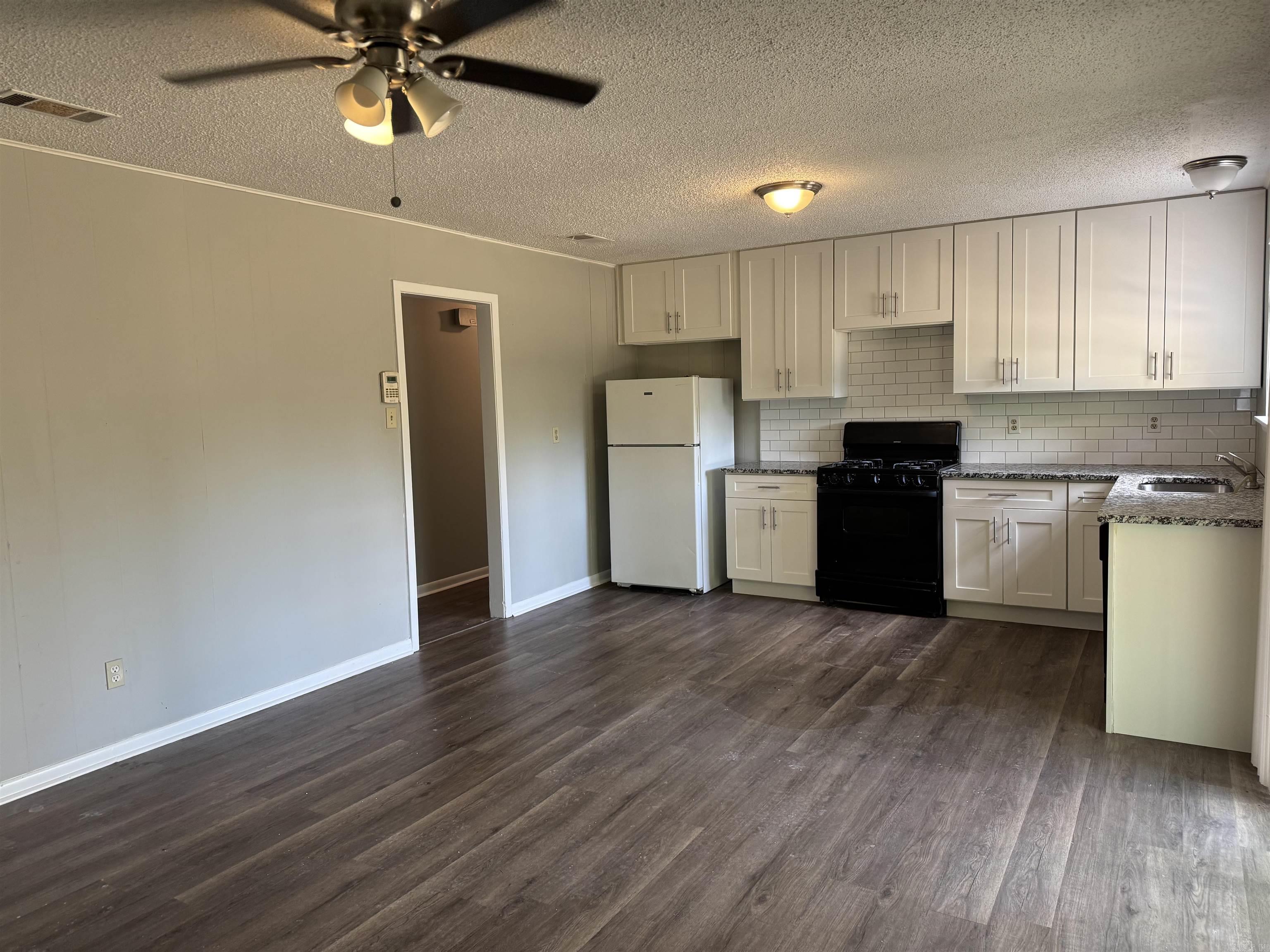 9203 Labette  Little Rock, AR