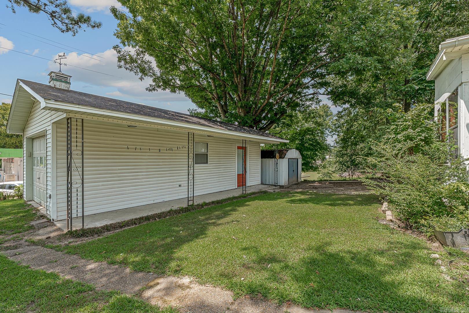 320 N Fifth Ave  Piggott, AR