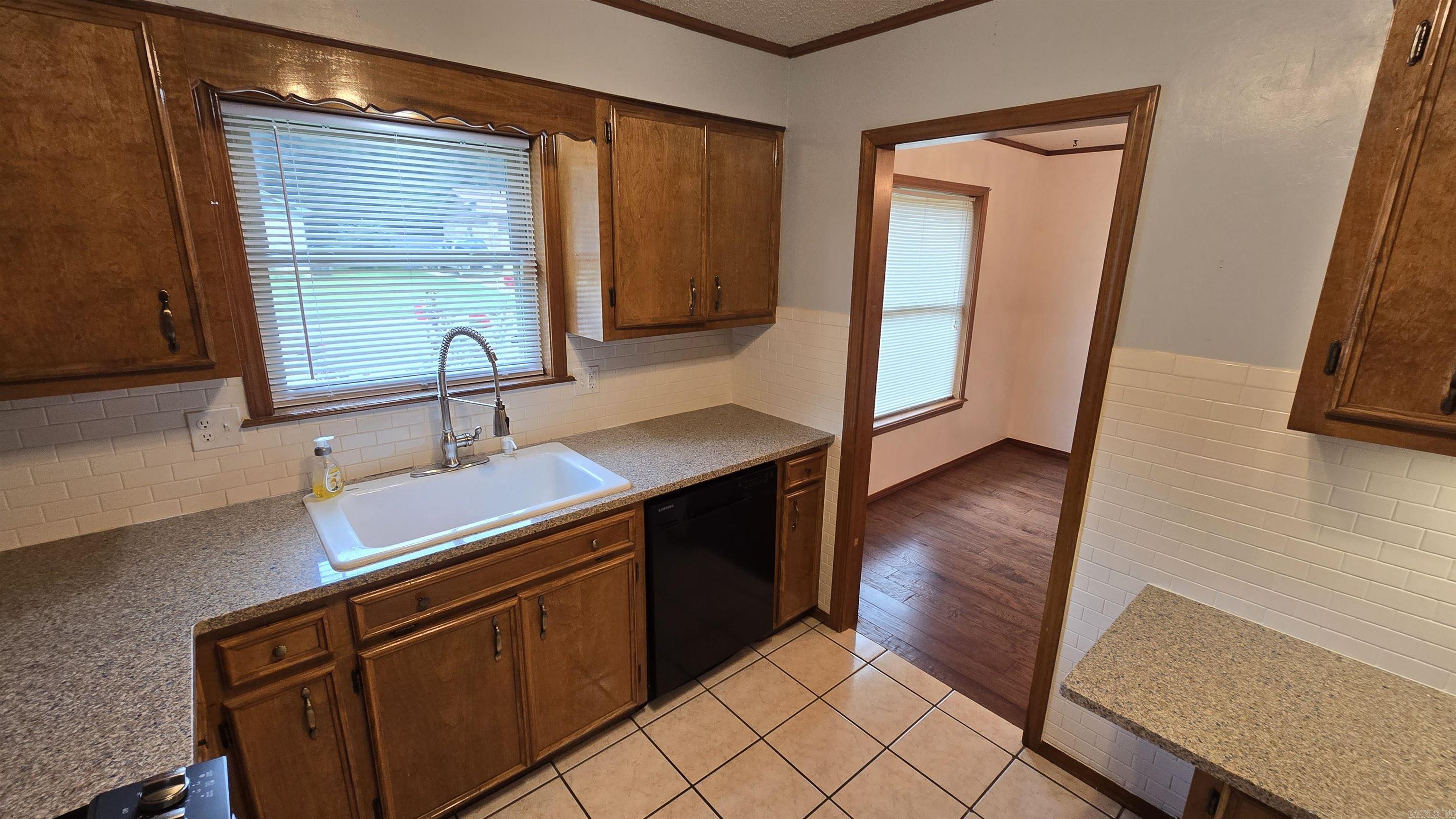28 Cattails  Searcy, AR