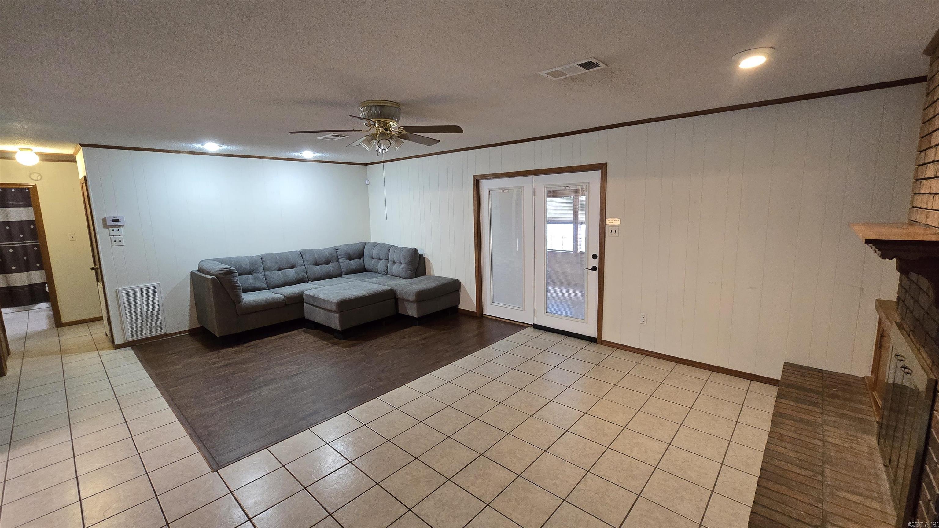 28 Cattails  Searcy, AR