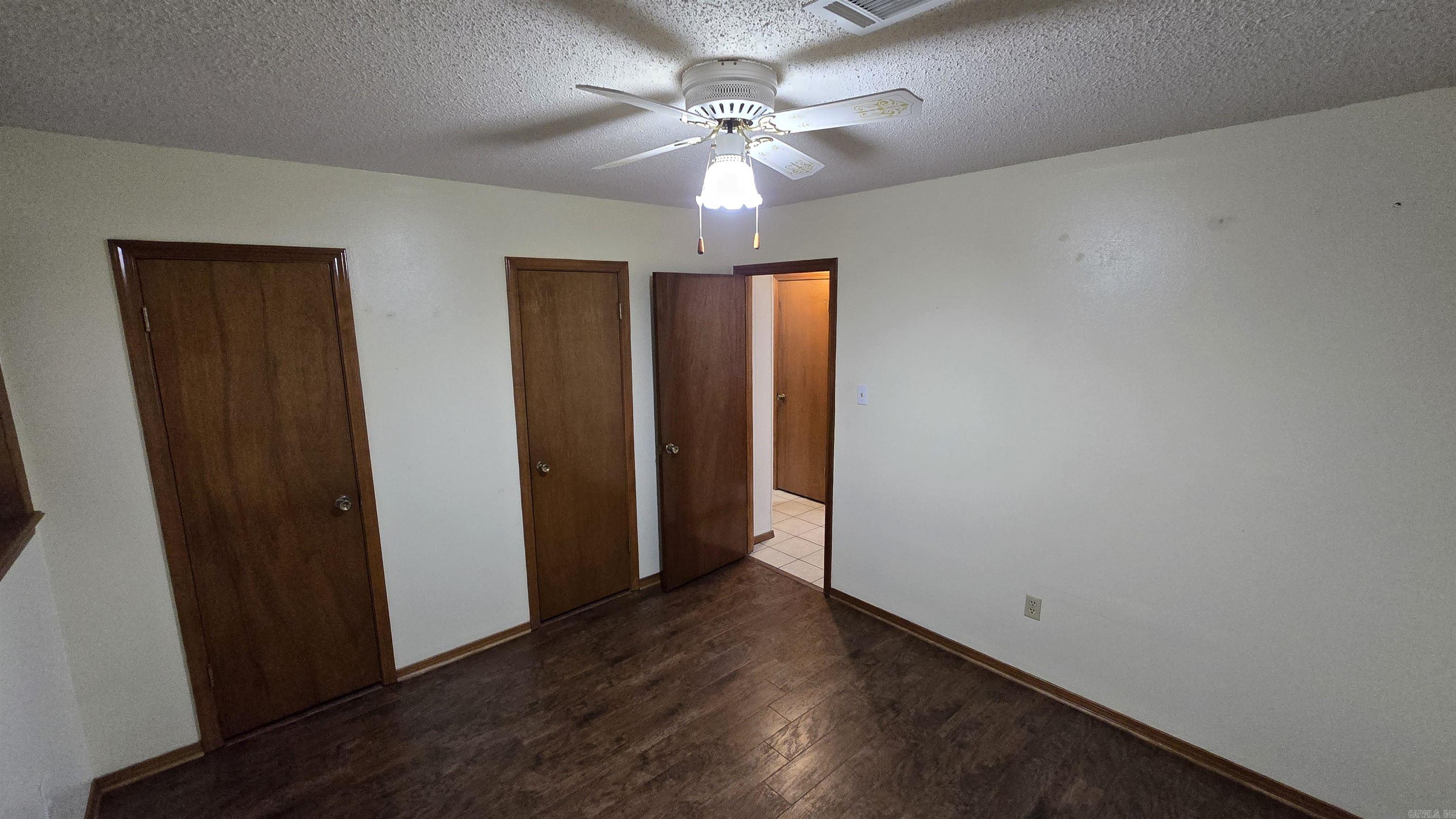 28 Cattails  Searcy, AR