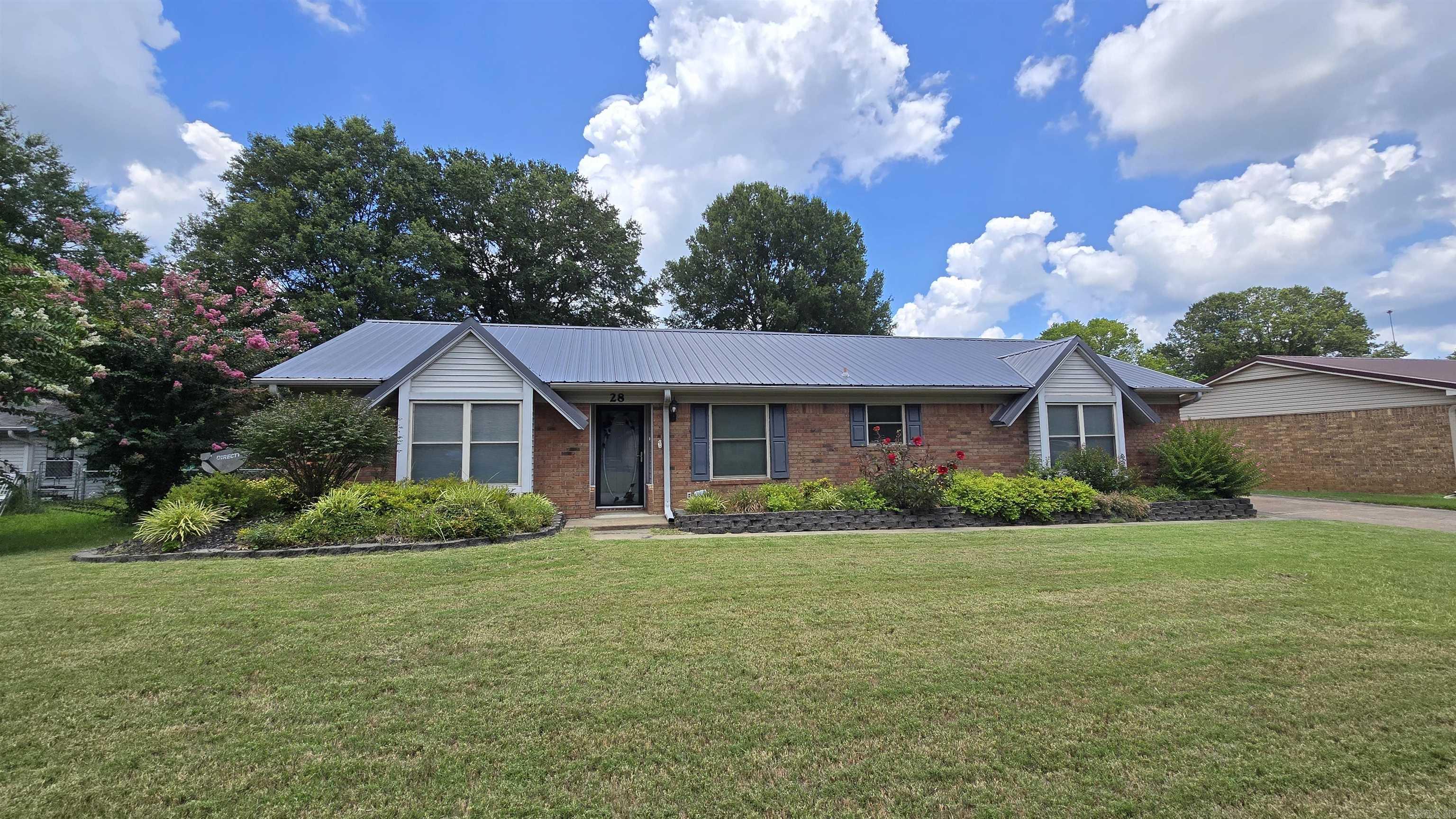 28 Cattails  Searcy, AR