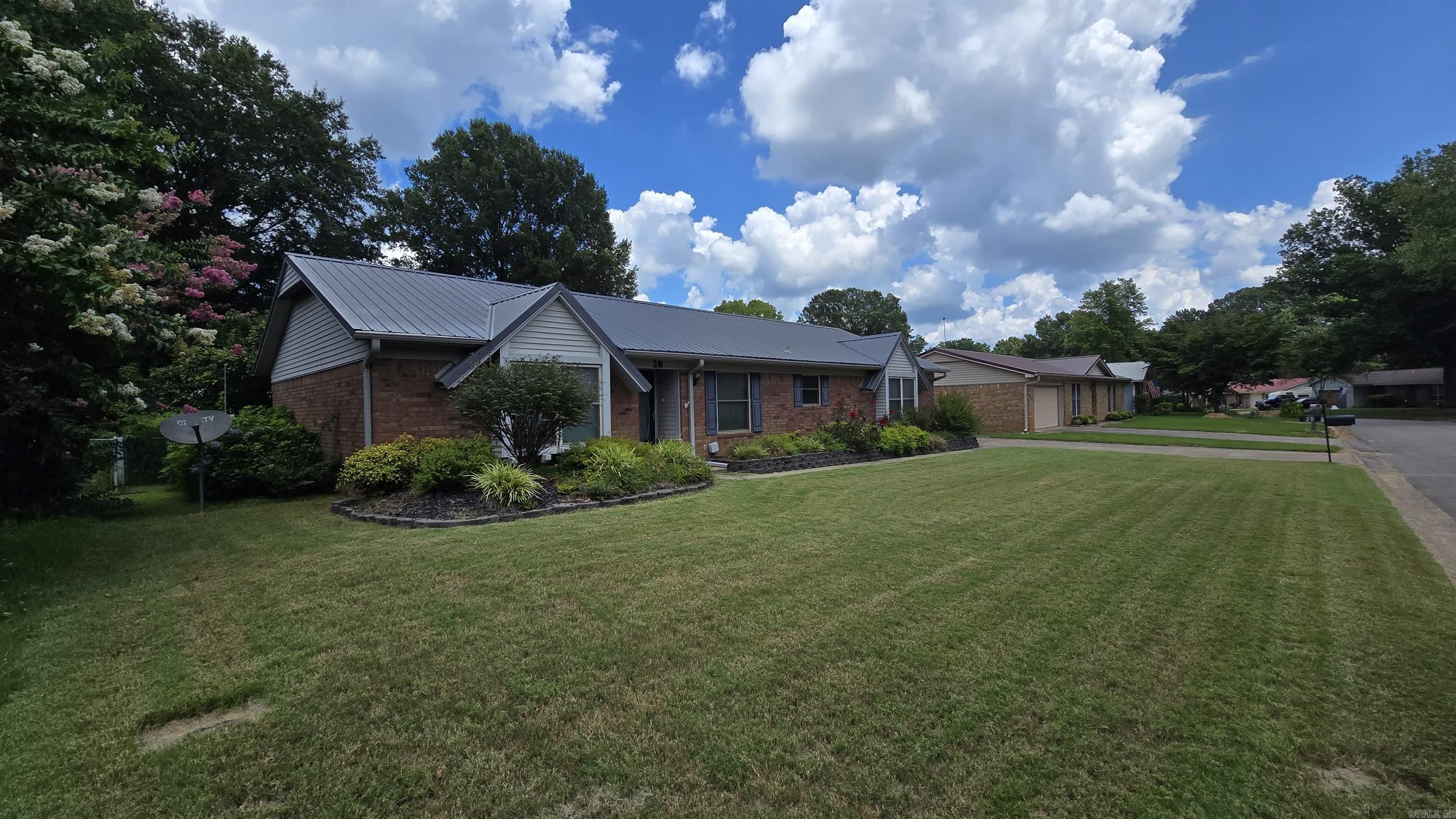 28 Cattails  Searcy, AR
