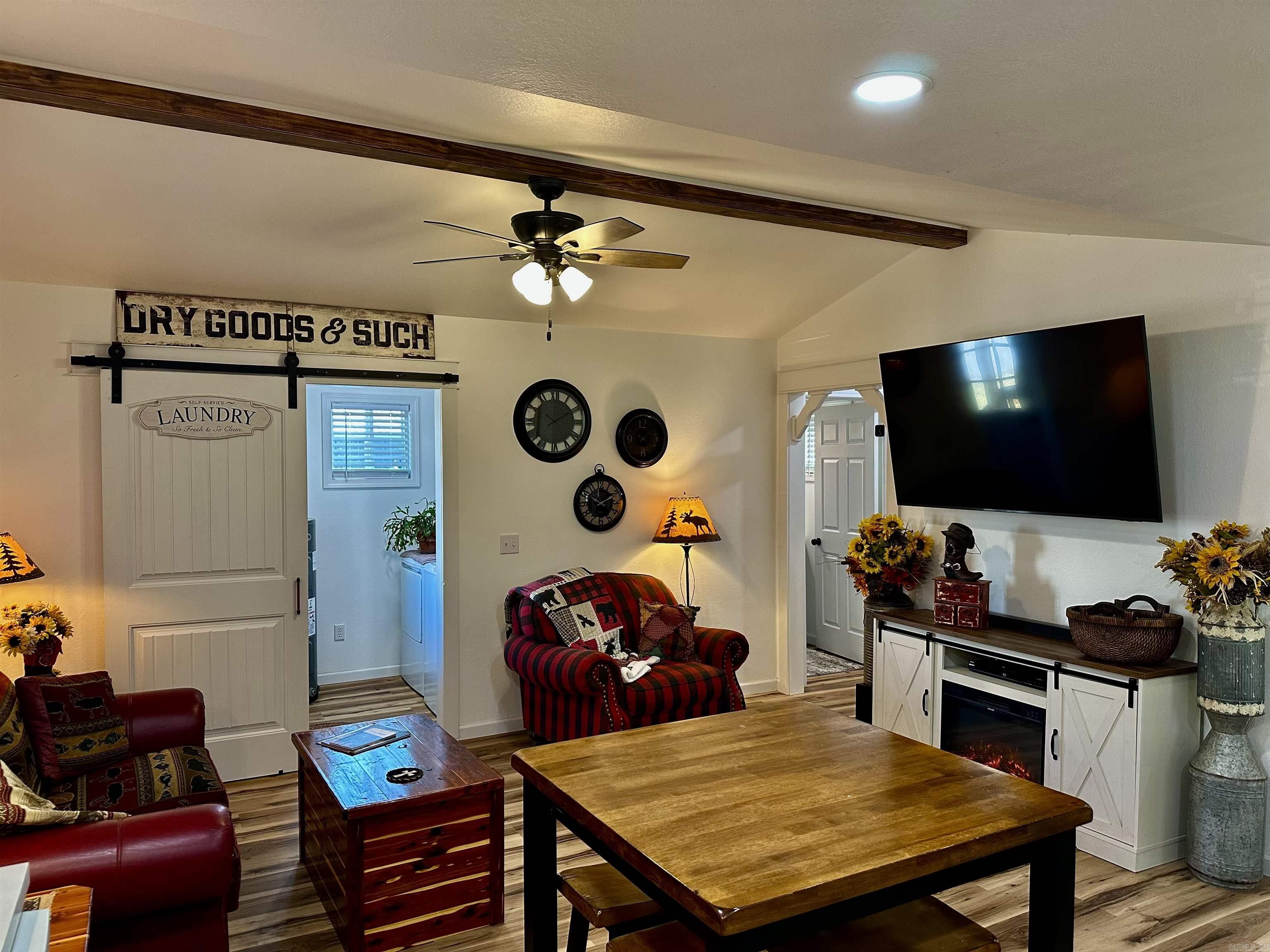 103 Lynn St. Marshall, AR 72650
