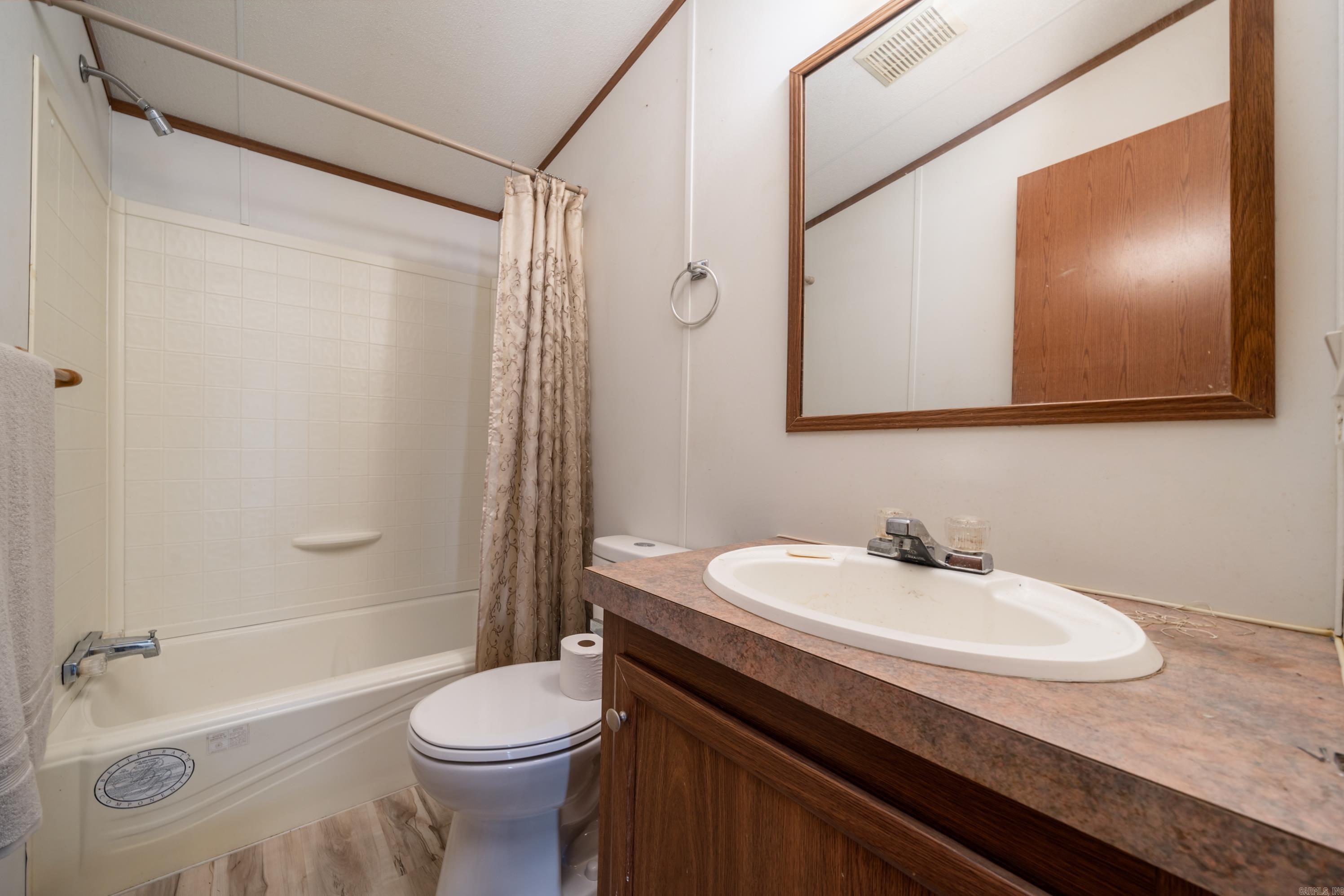170 Parkshores  Hot Springs, AR