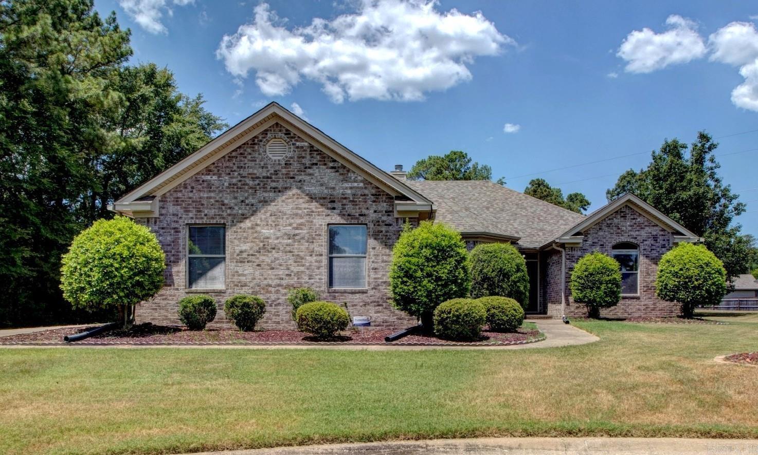 8 Brittany  Little Rock, AR