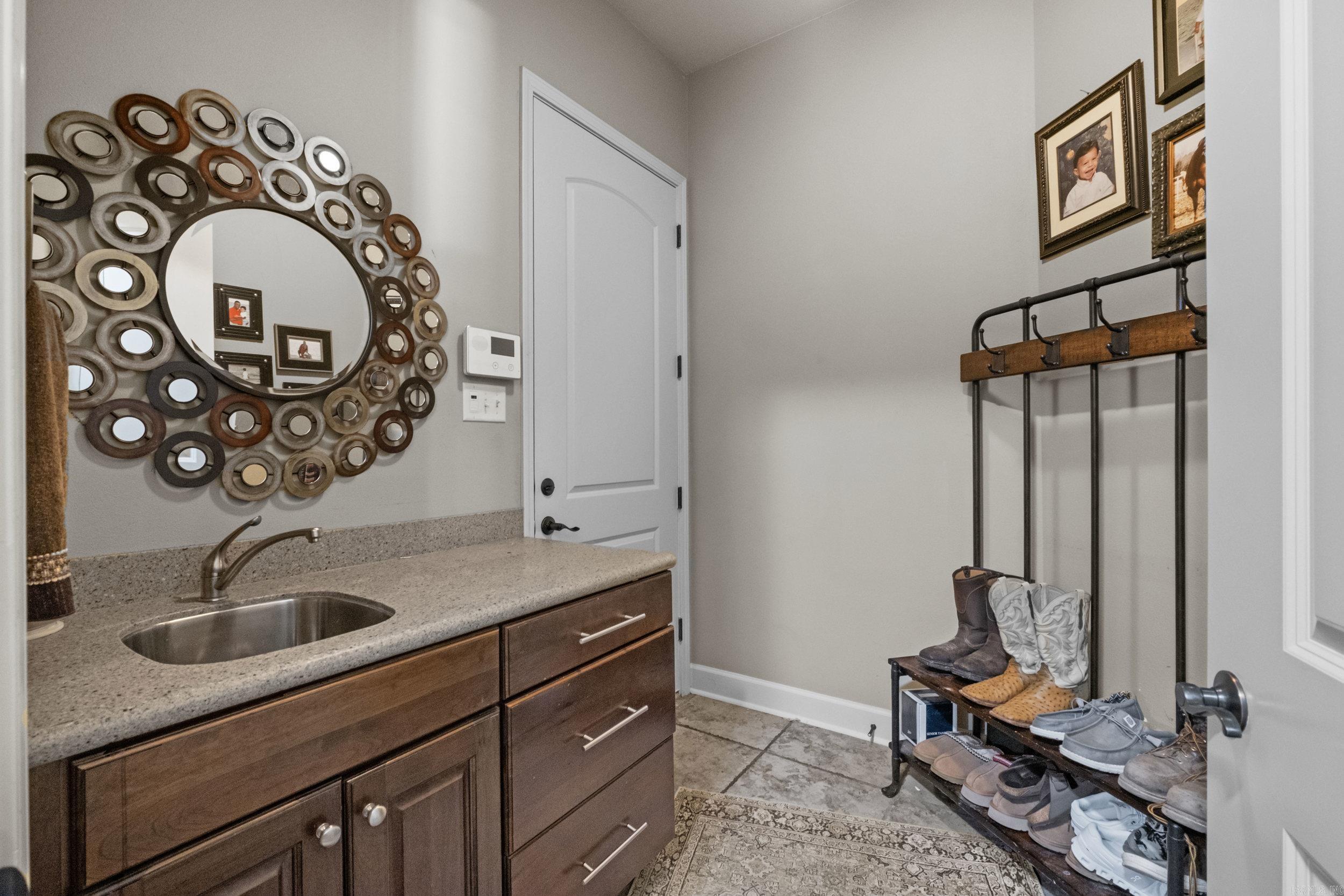41 Bridge Field Dr  Sherwood, AR