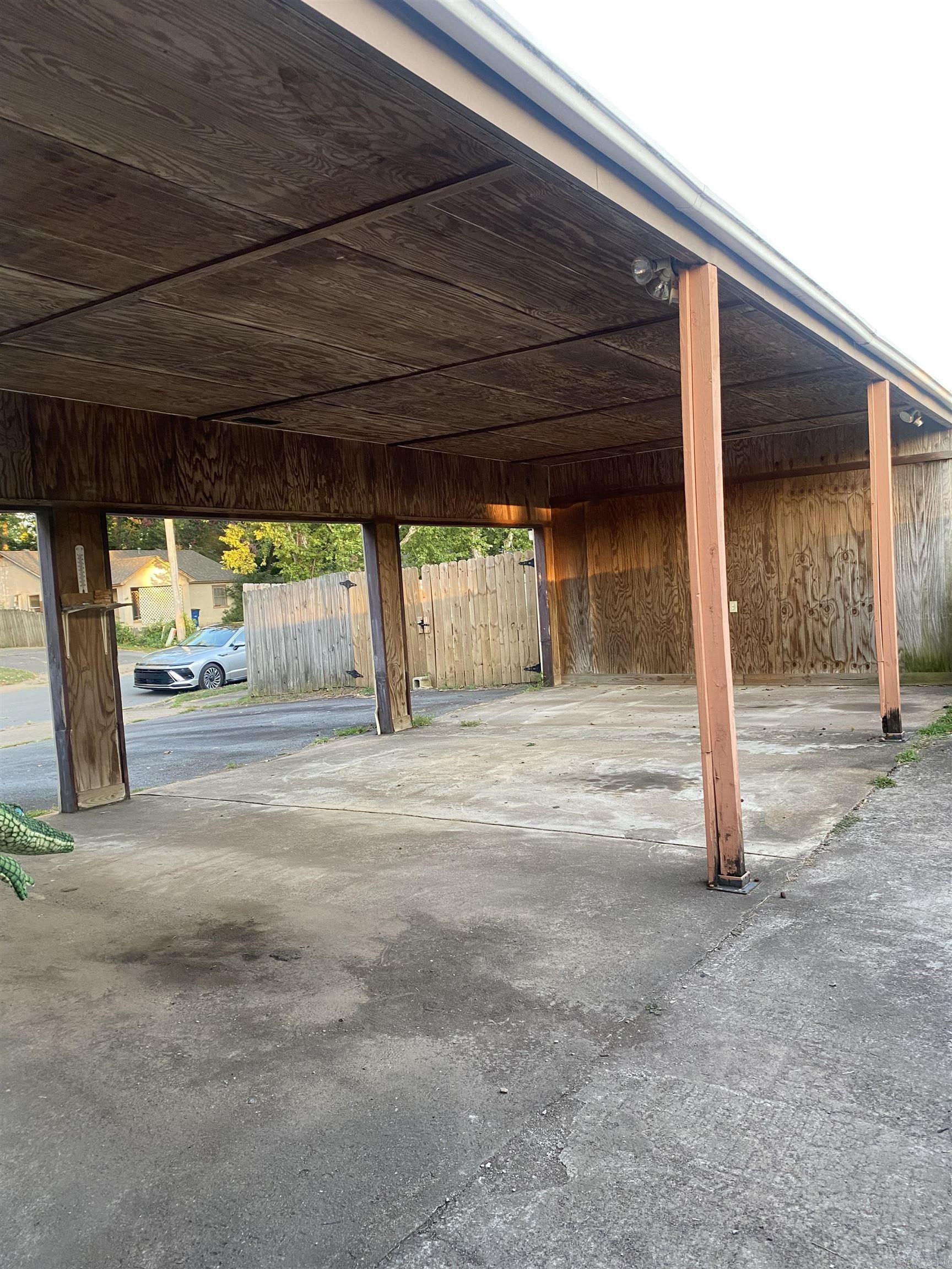 124 E Bethany  North Little Rock, AR
