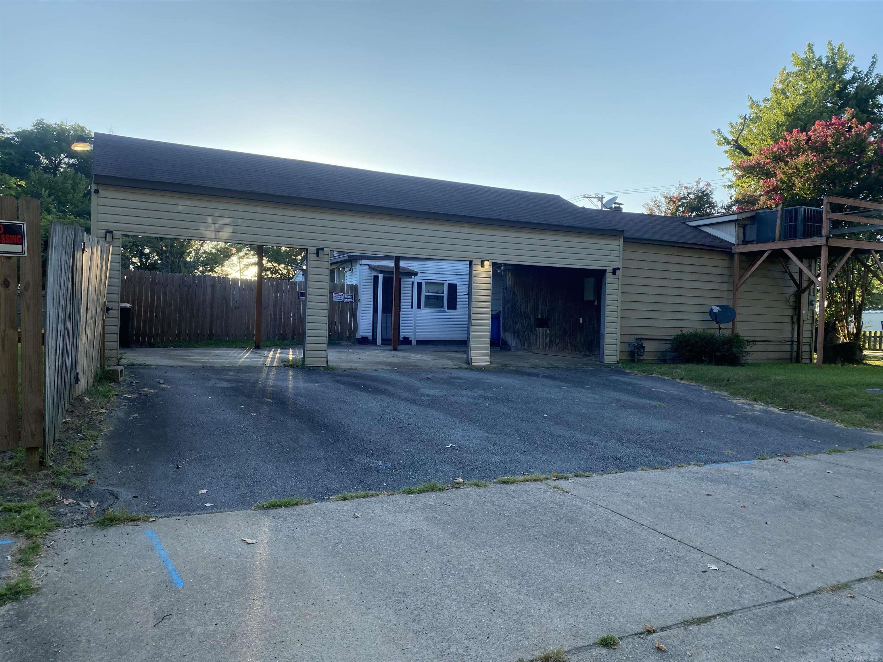 124 E Bethany  North Little Rock, AR