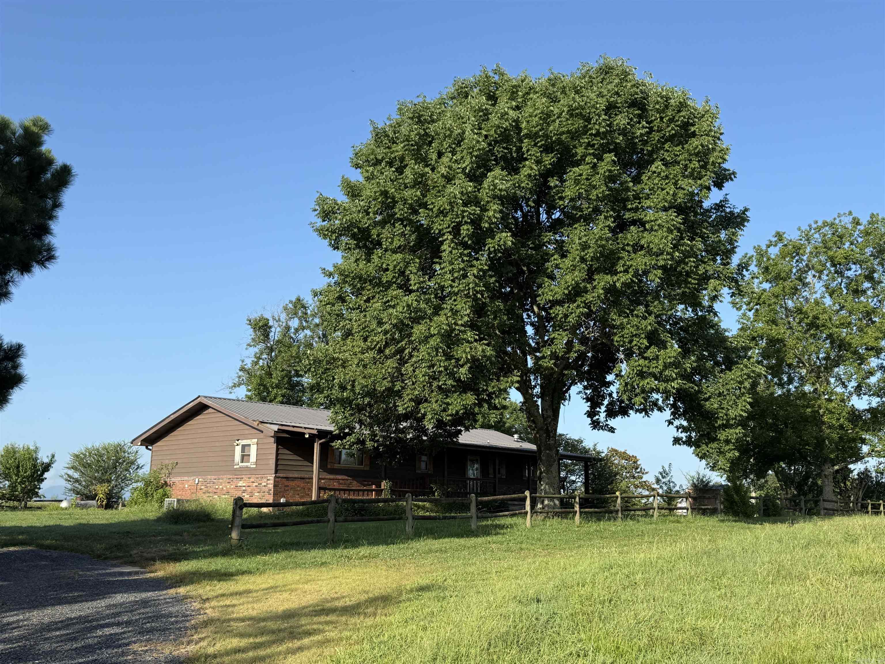 381 Polk Road 71  Mena, AR